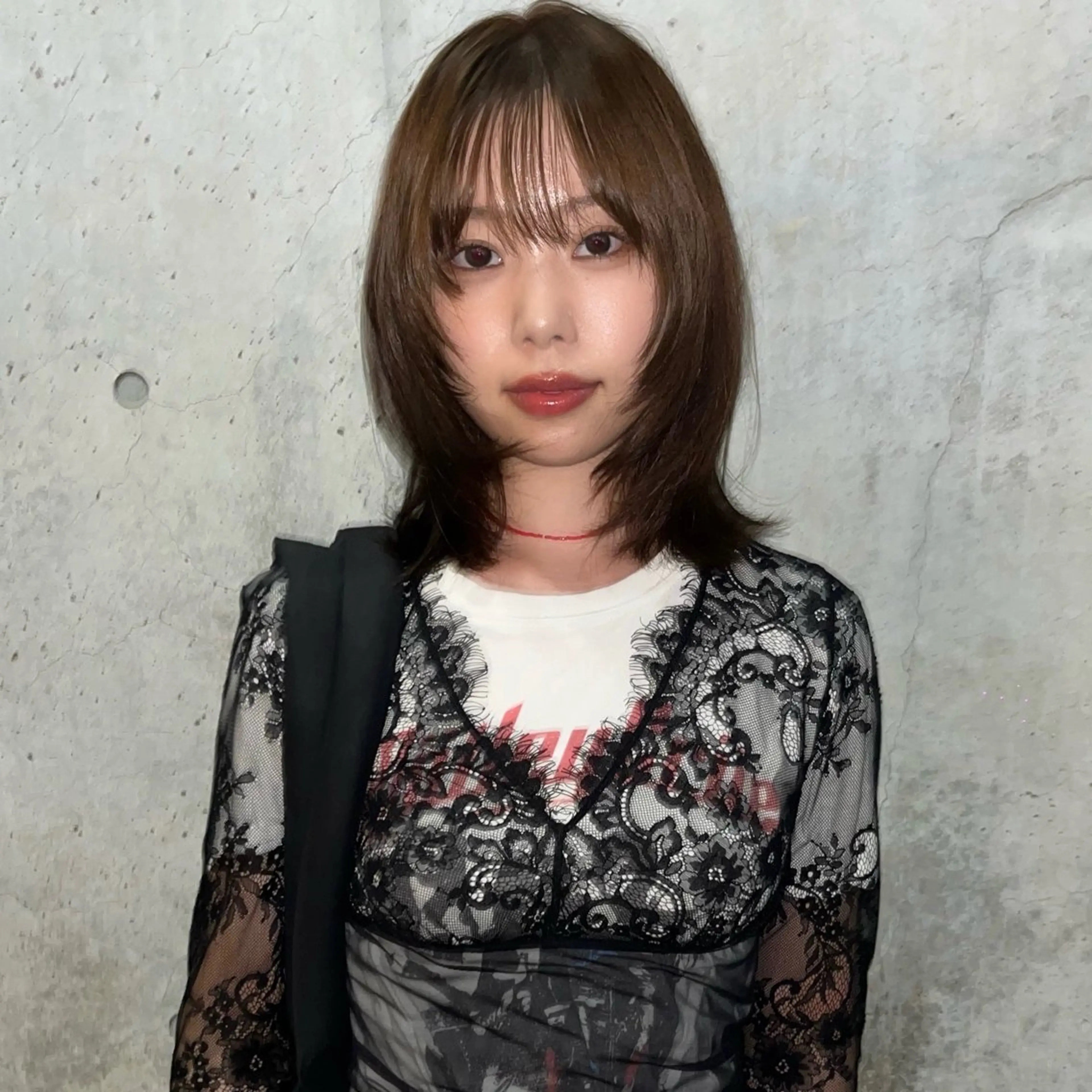 ミディアム anna 韓国レイヤ ー/ ハッシュカットのヘアスタイル