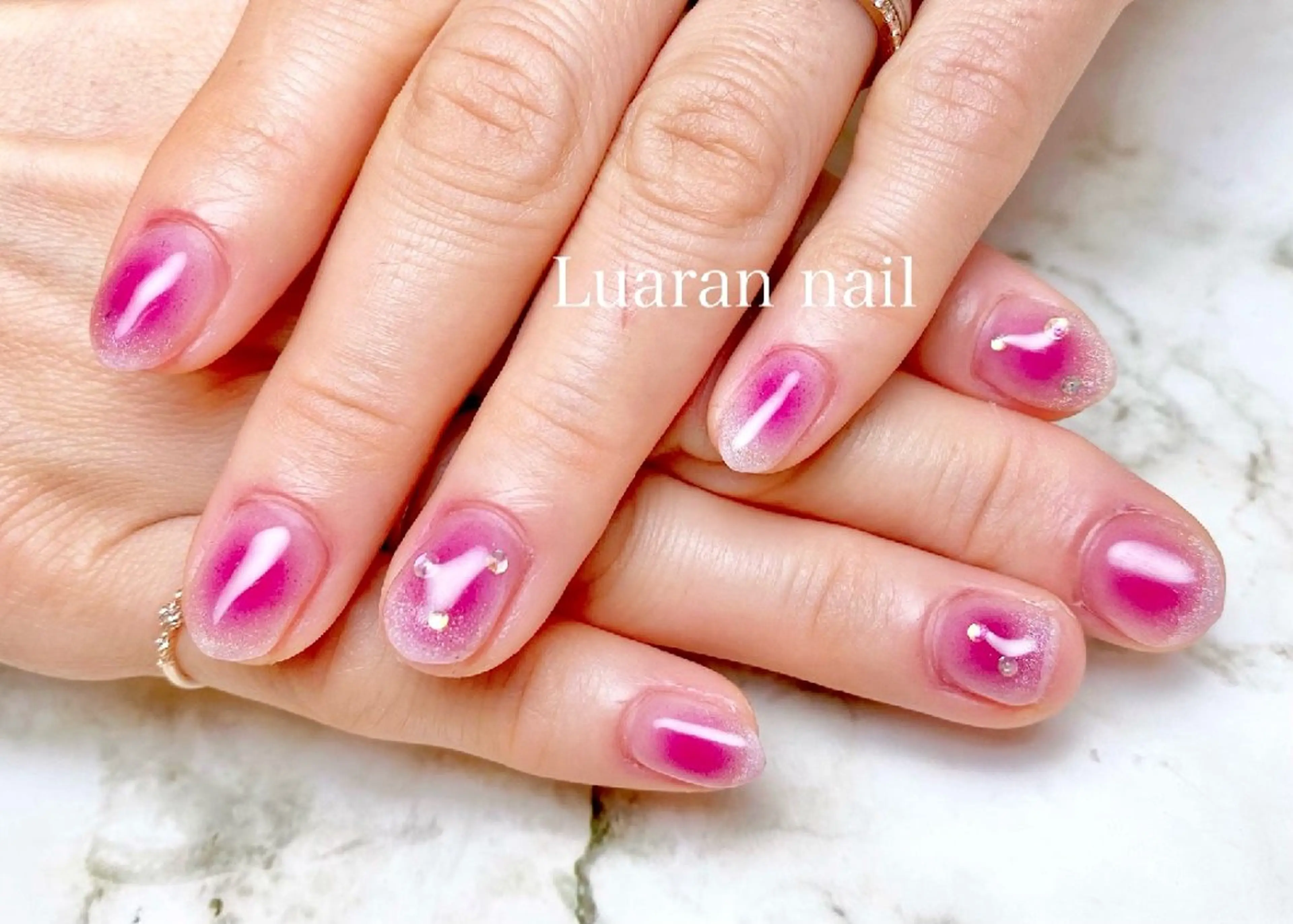 ネイル チークネイル ハンドネイル Luaran nailのネイルデザイン