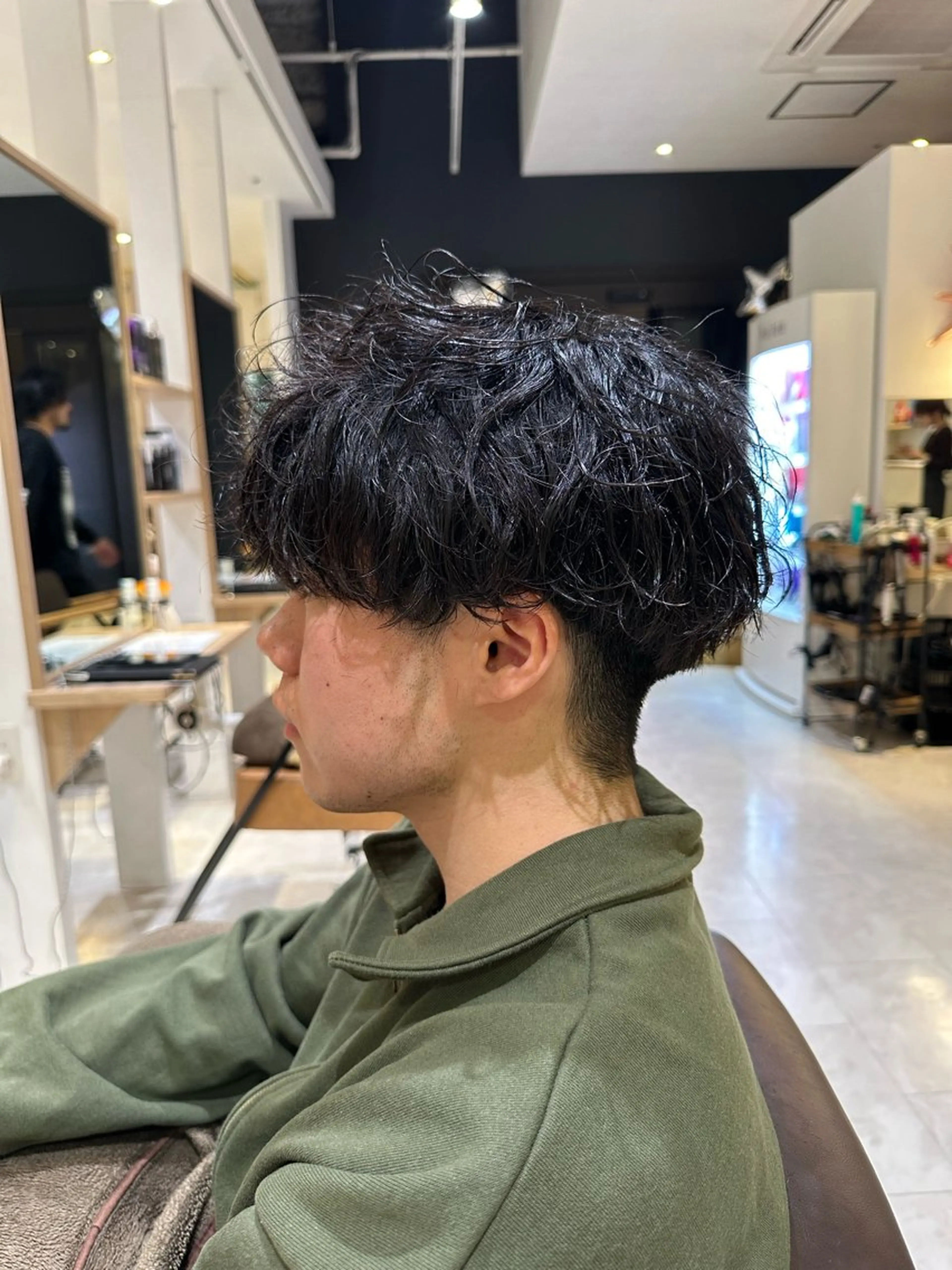 メンズ BISCO hair 小西冬馬 縮毛矯正のヘアスタイル