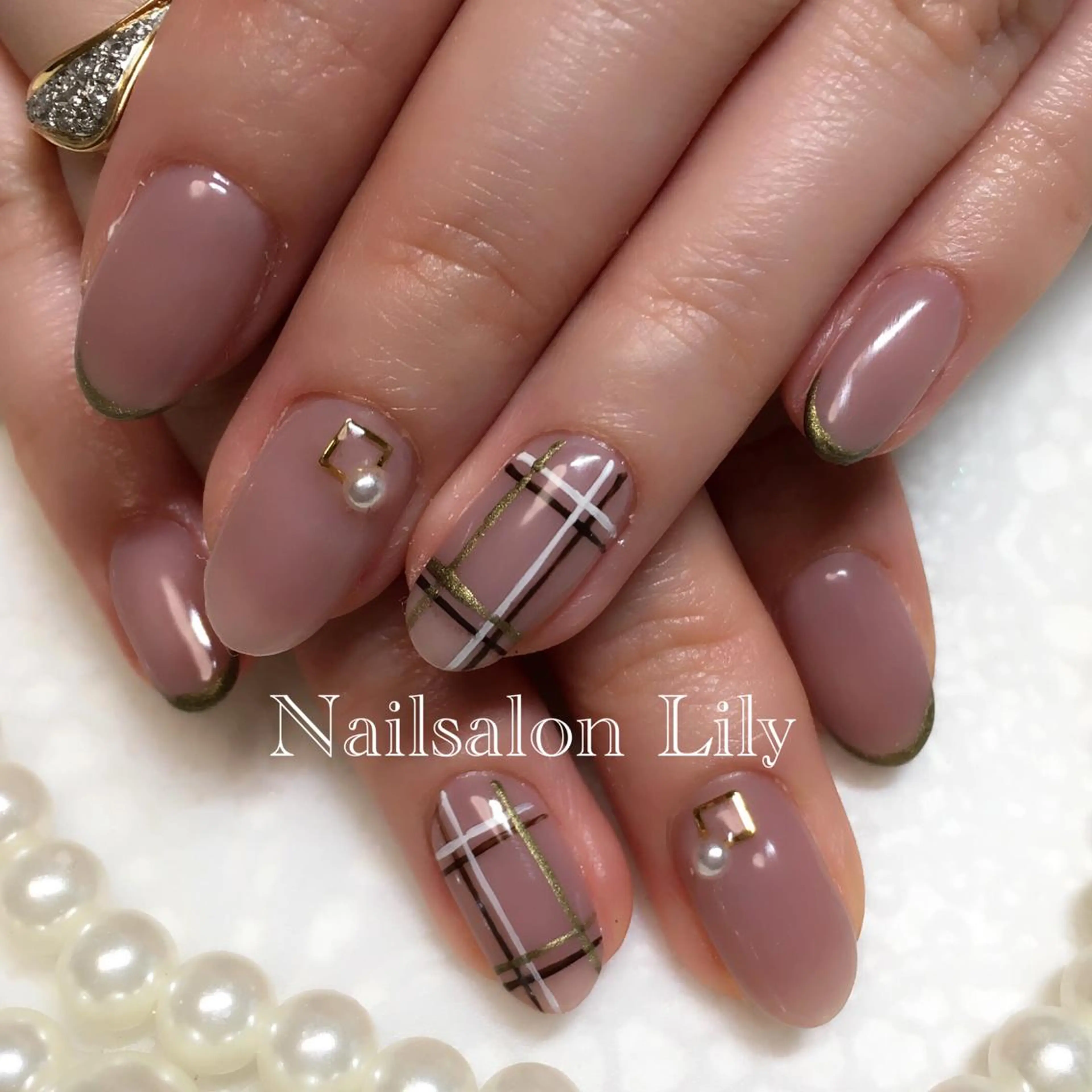 ネイル Lily*nail 🌻Mii🌻のネイルデザイン