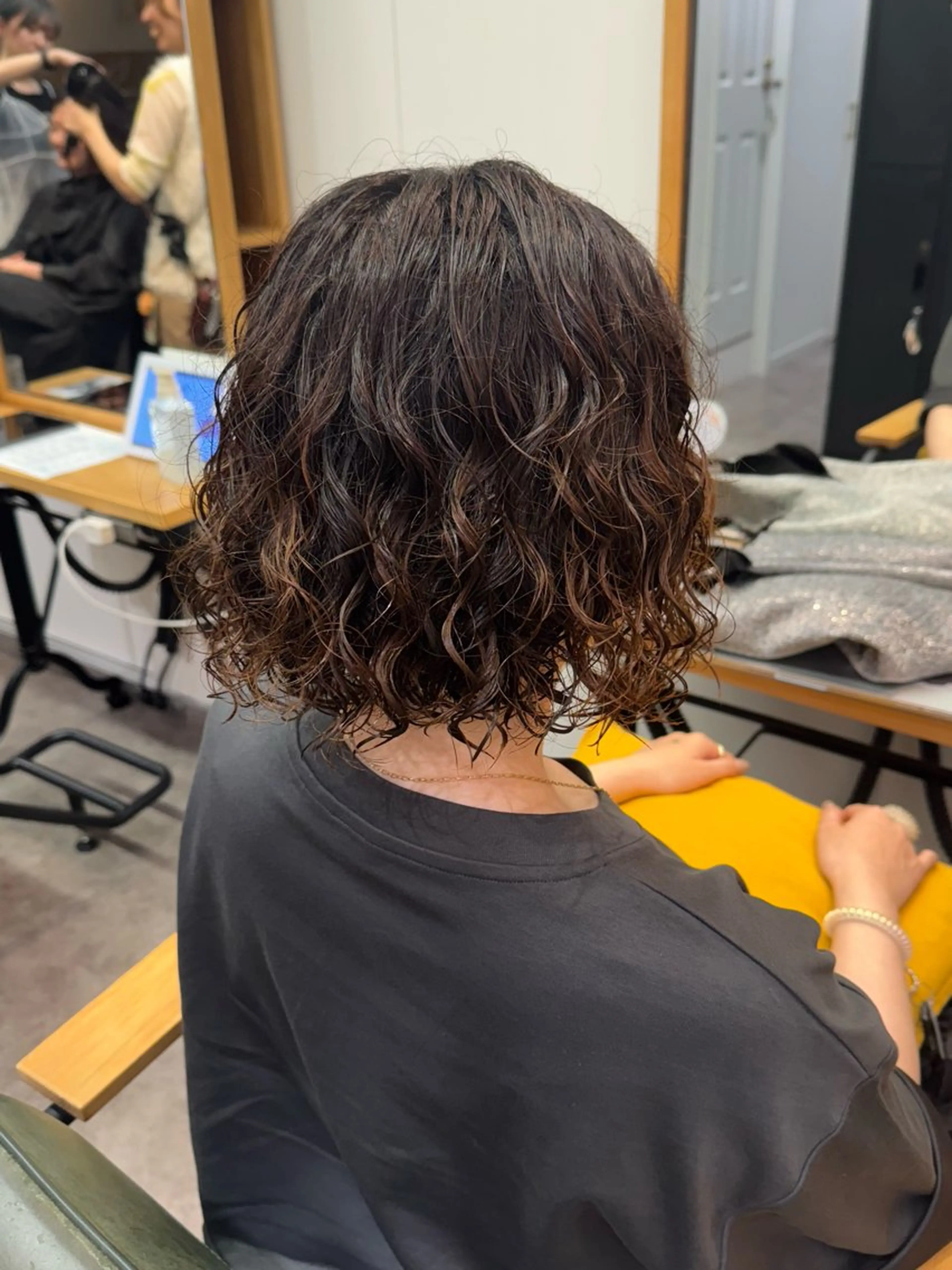 ミディアム パーマ ミディアムパーマ ボブ カット パーマ トリートメント 縮毛矯正/エクステ ヘアアレンジ/ひふみのヘアスタイル