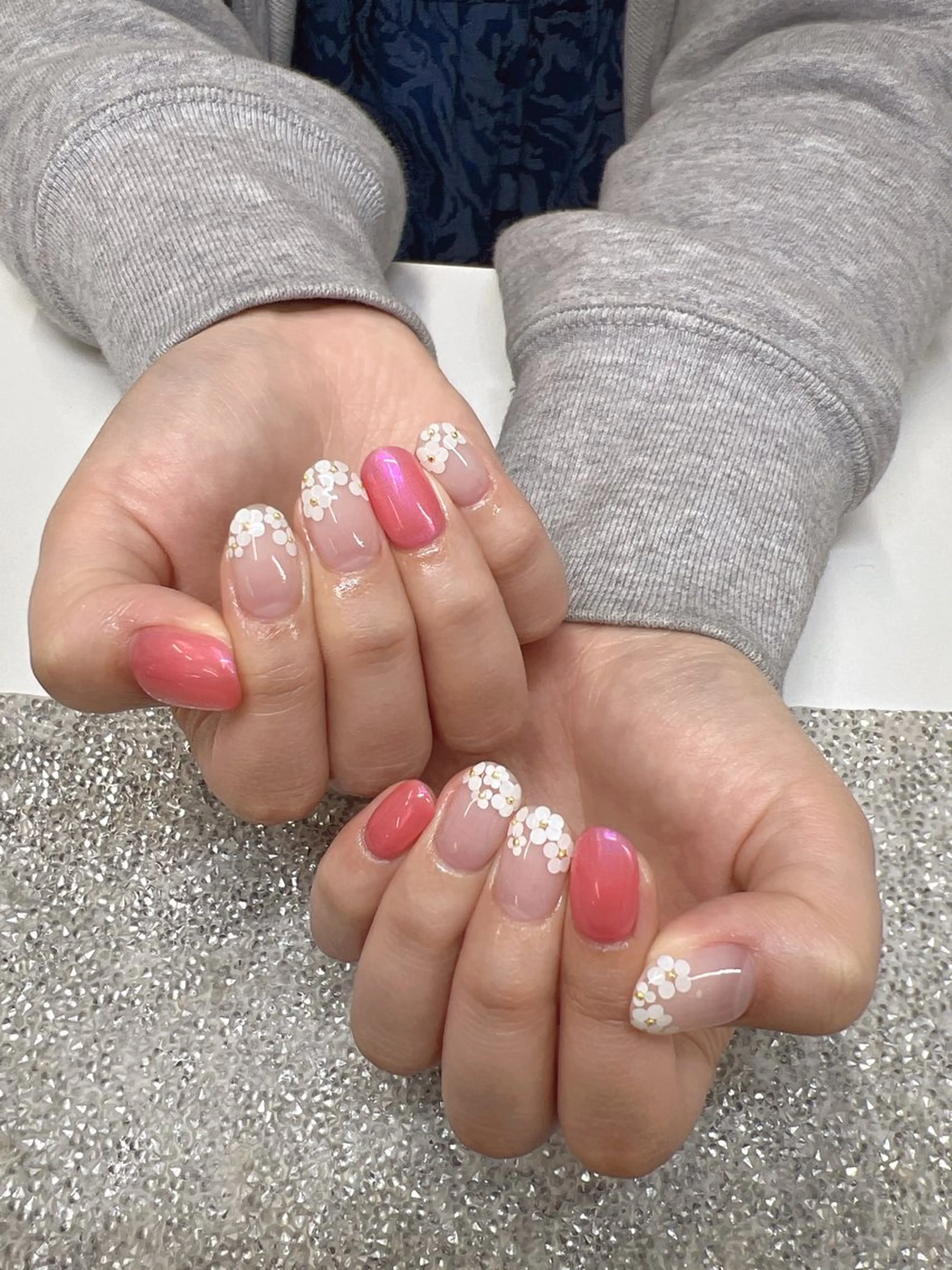 ネイル Guarendo錦糸町店所属・ガレンドウ 白澤 愛子のネイルデザイン