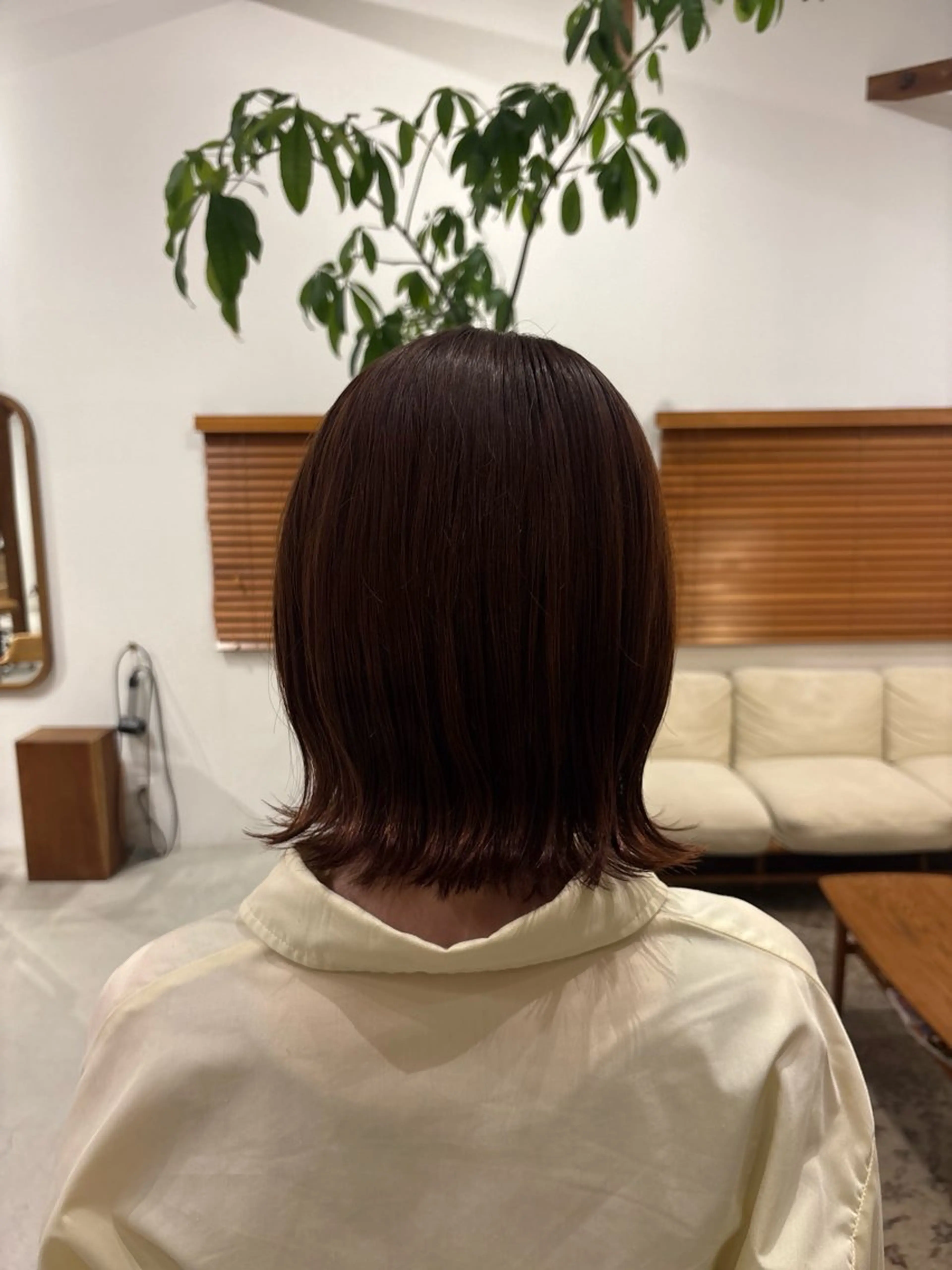 カラー shiozaki izumiのヘアスタイル