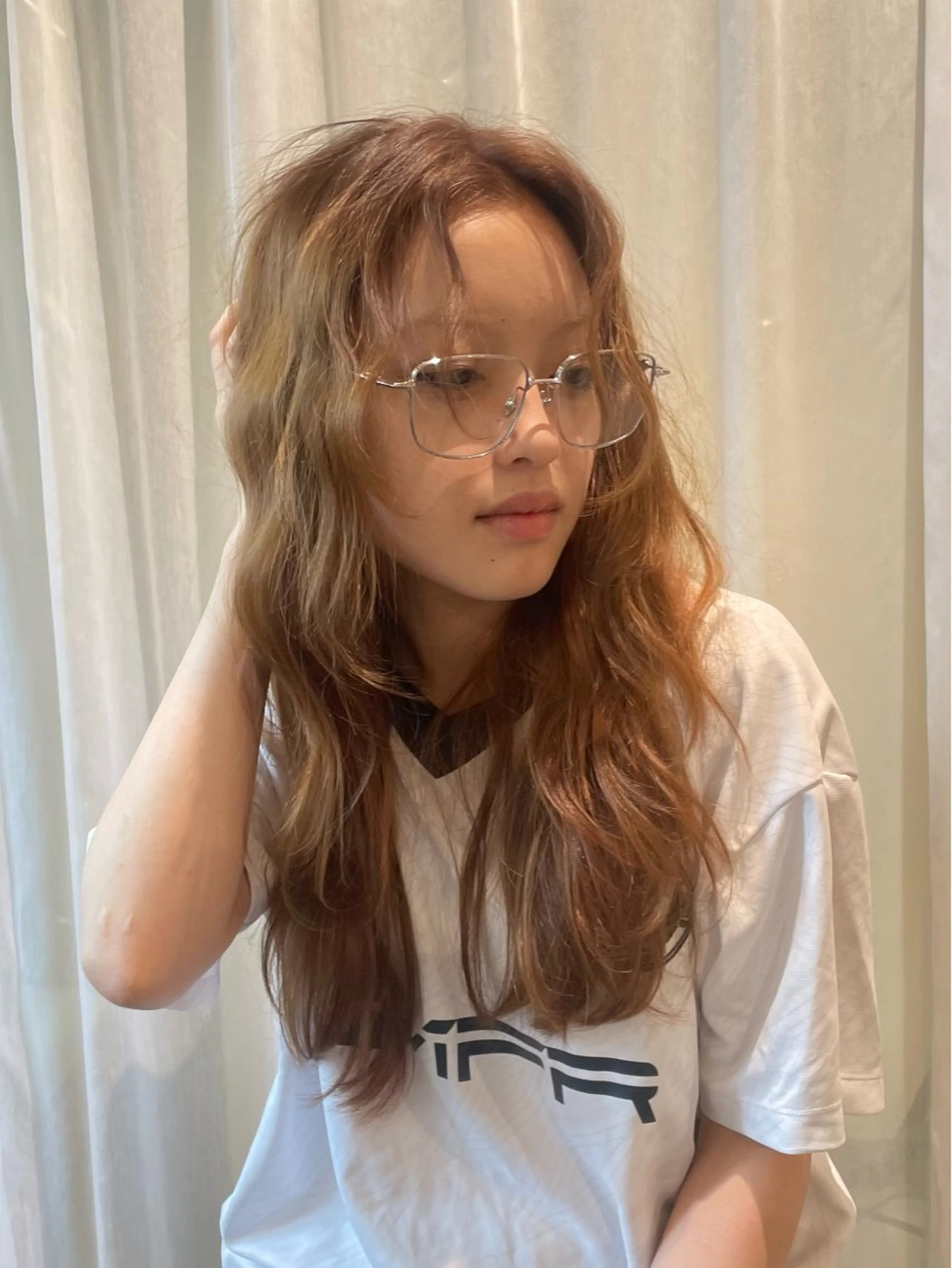 ロング 柔らかレイヤー× 透け感カラー/SUのヘアスタイル