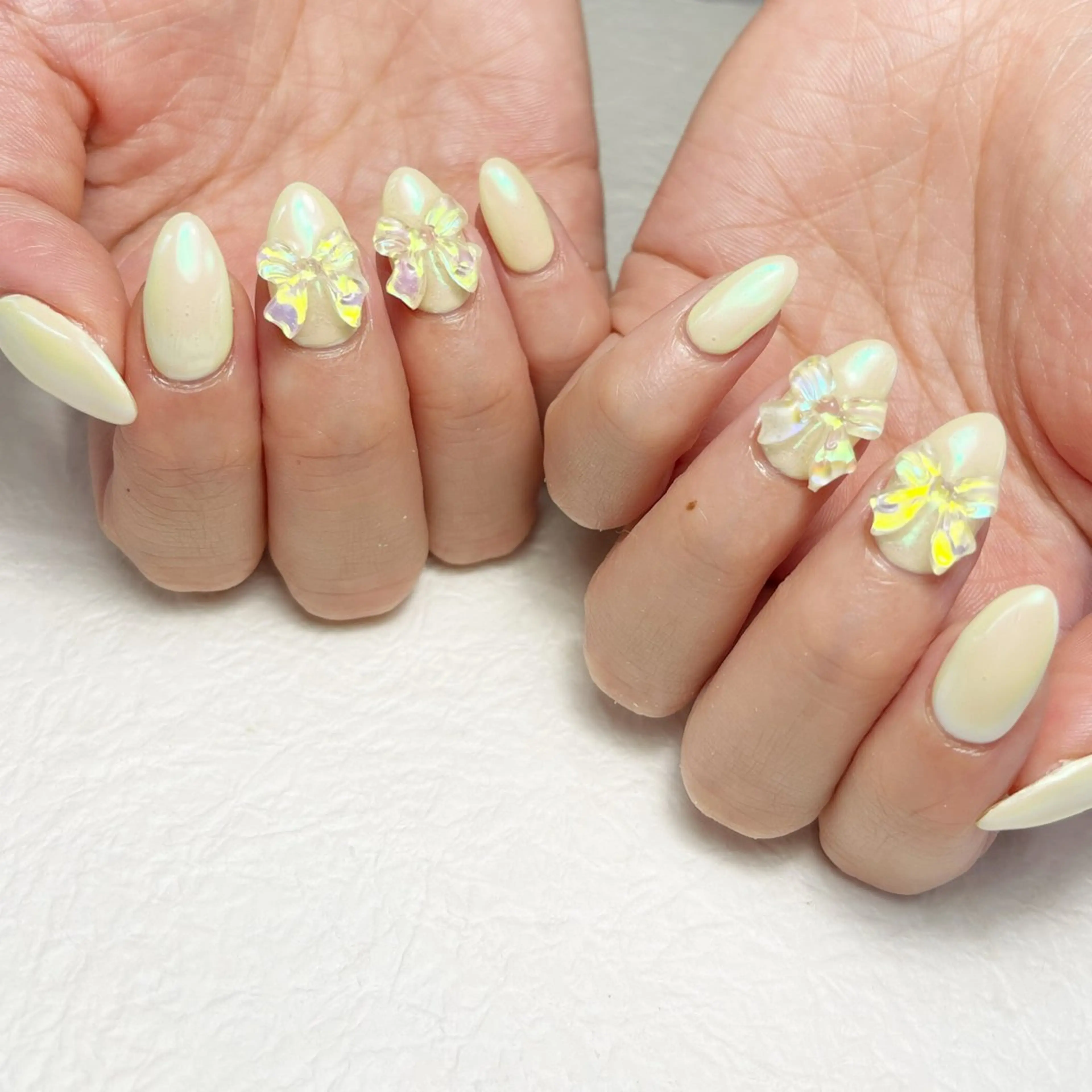 ネイル アートネイル オーロラネイル フットネイル ジェルネイル キラキラネイル ハンドネイル Y nail なんば堀江店のネイルデザイン