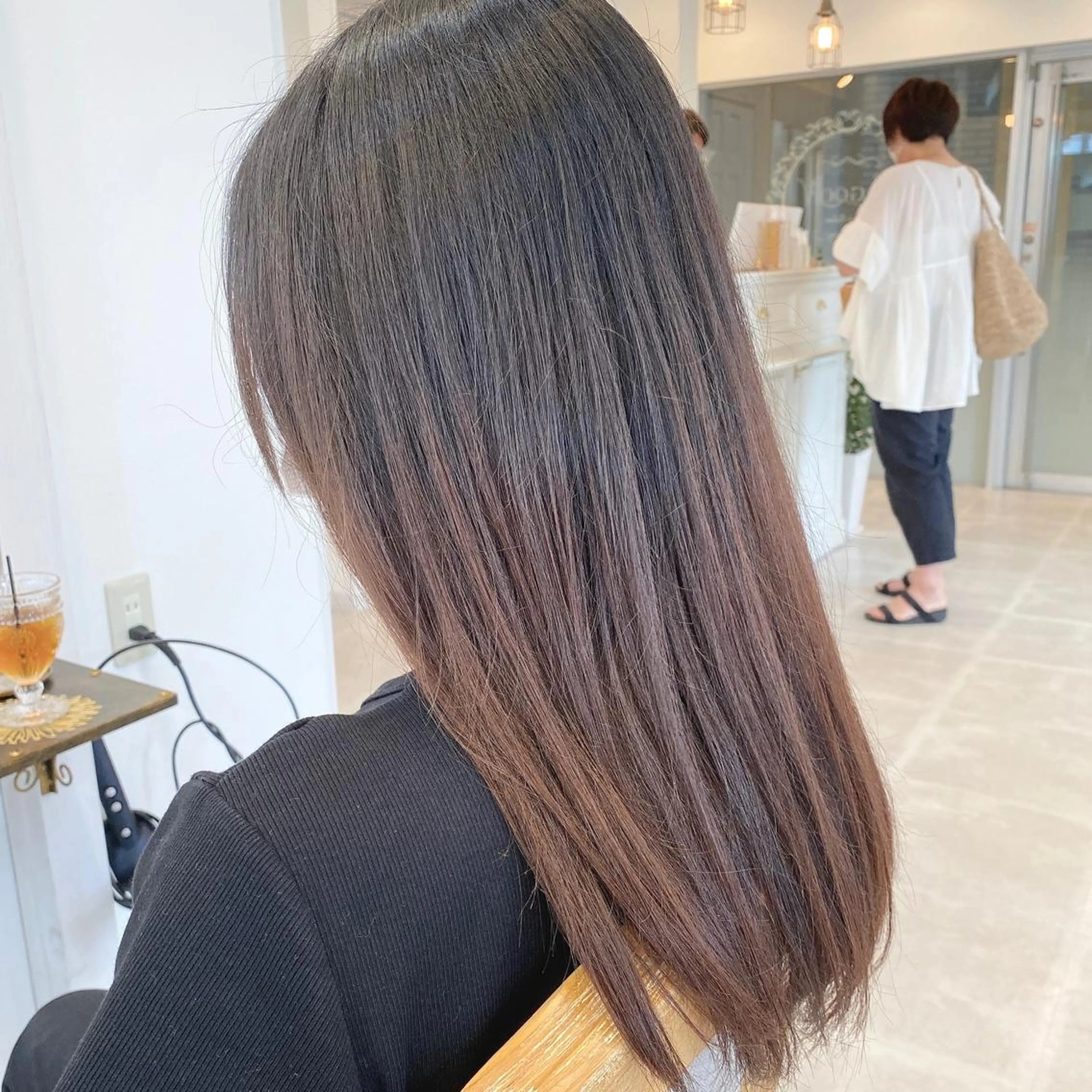 セミロング カラー カット ヘアカラー トリートメント ブリーチなし✨艶髪 カラー𓃲YAGIのヘアスタイル