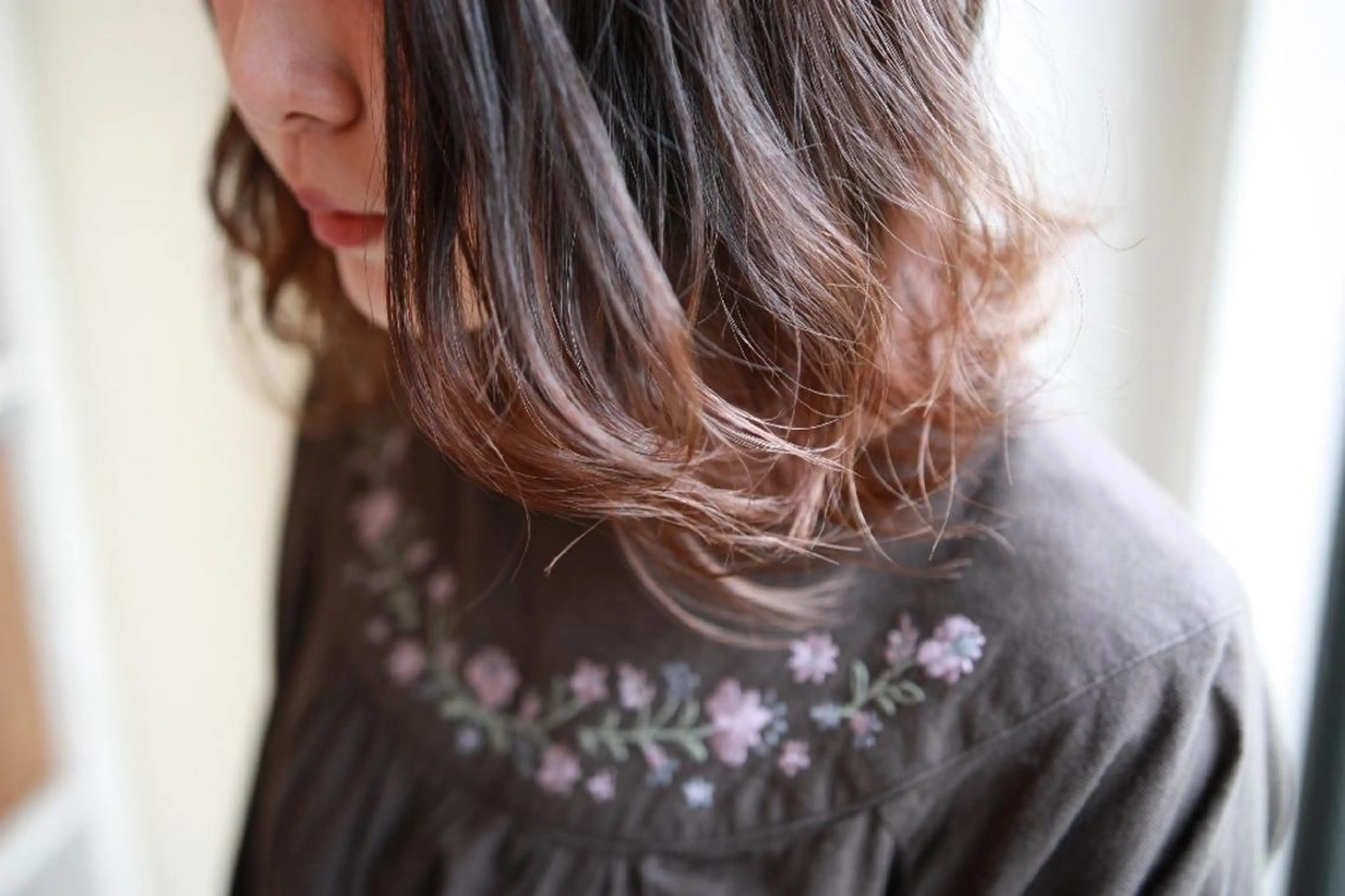 ミディアム 新生活応援★半額/ 25歳以下　“内間”のヘアスタイル