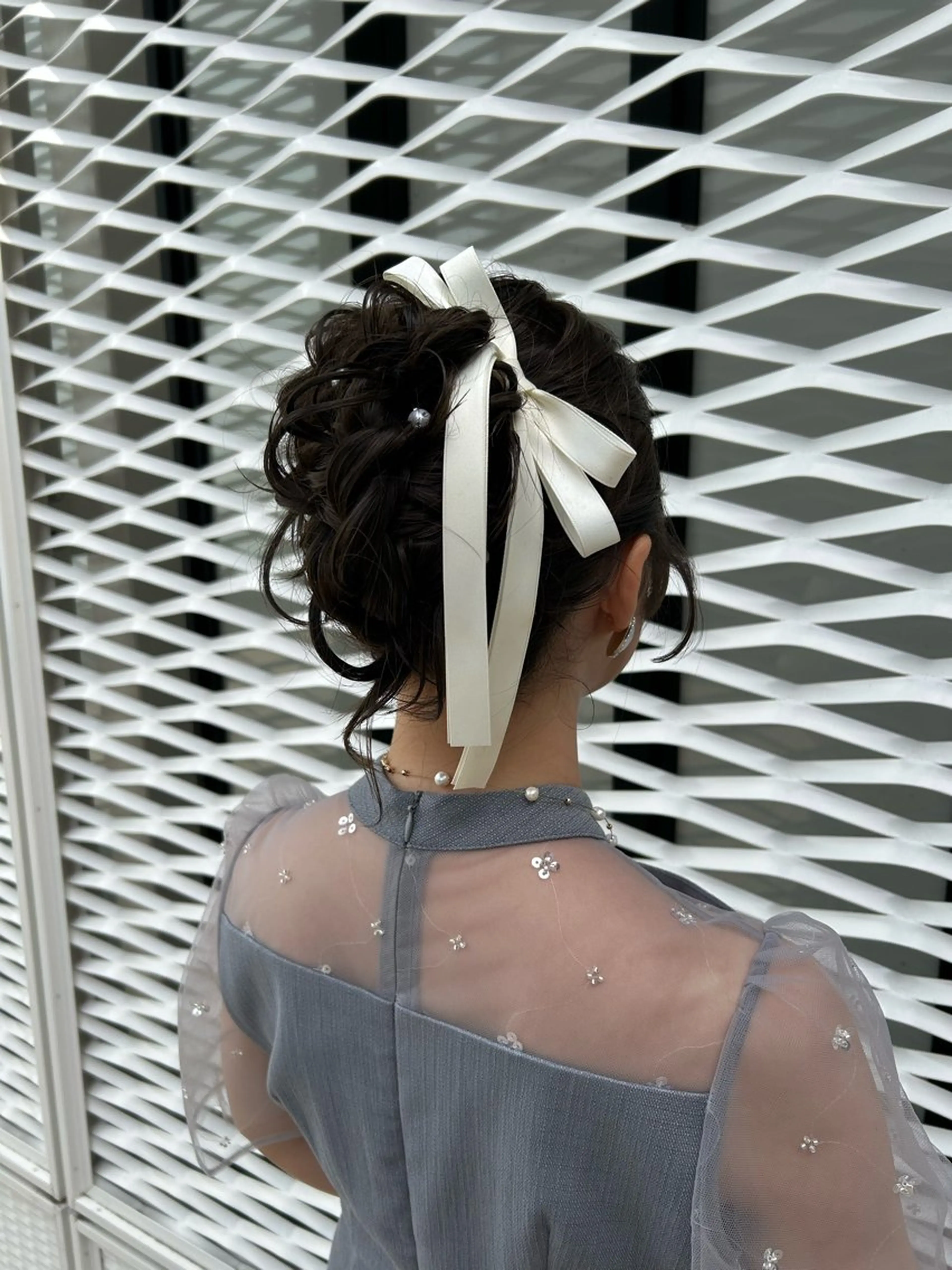 ロング カラー ヘアアレンジ お団子ヘア ヘアセット yuka .のヘアスタイル