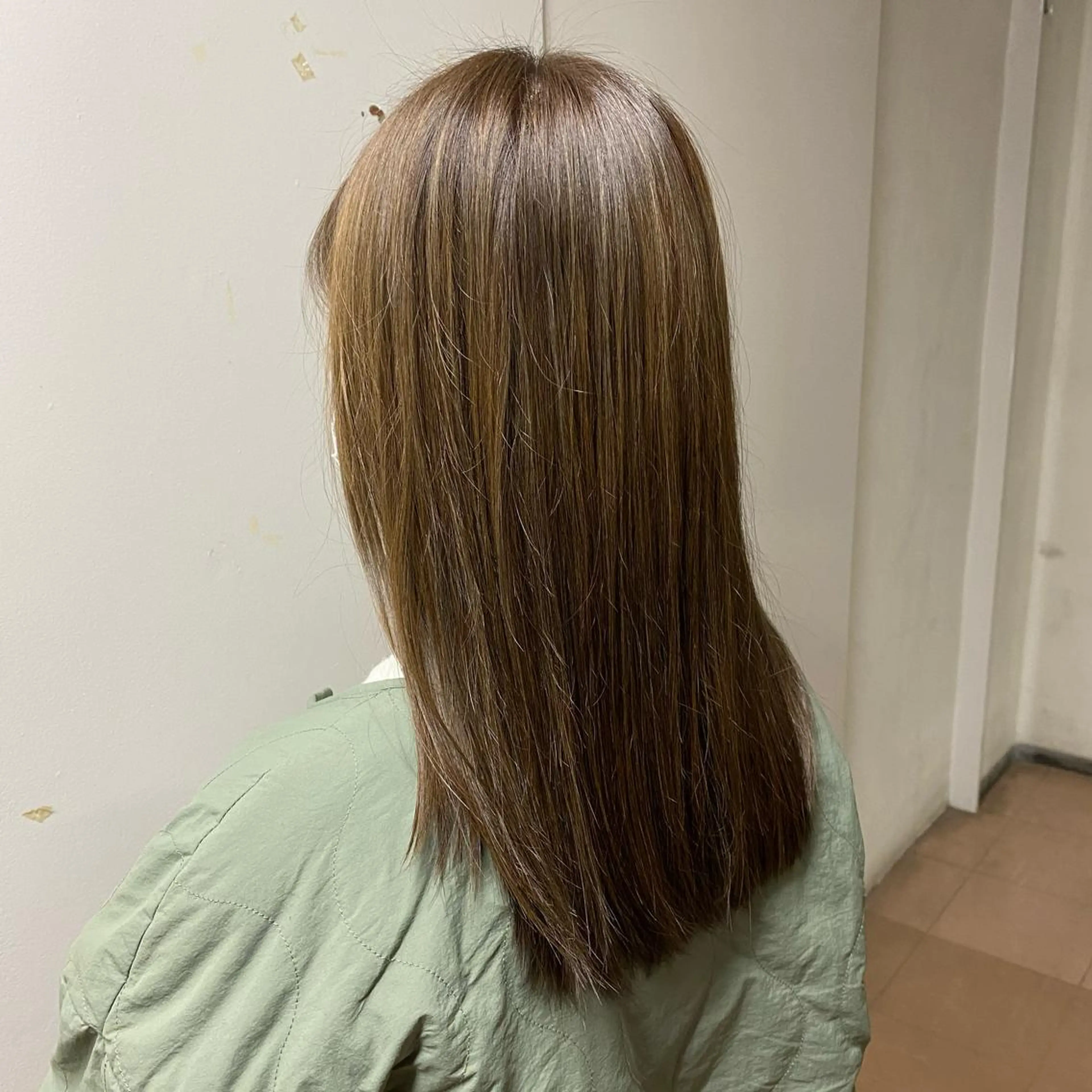 ロング カラー ｼｮｰﾄﾓﾃﾞﾙさん 大募集🌟Mayuのヘアスタイル