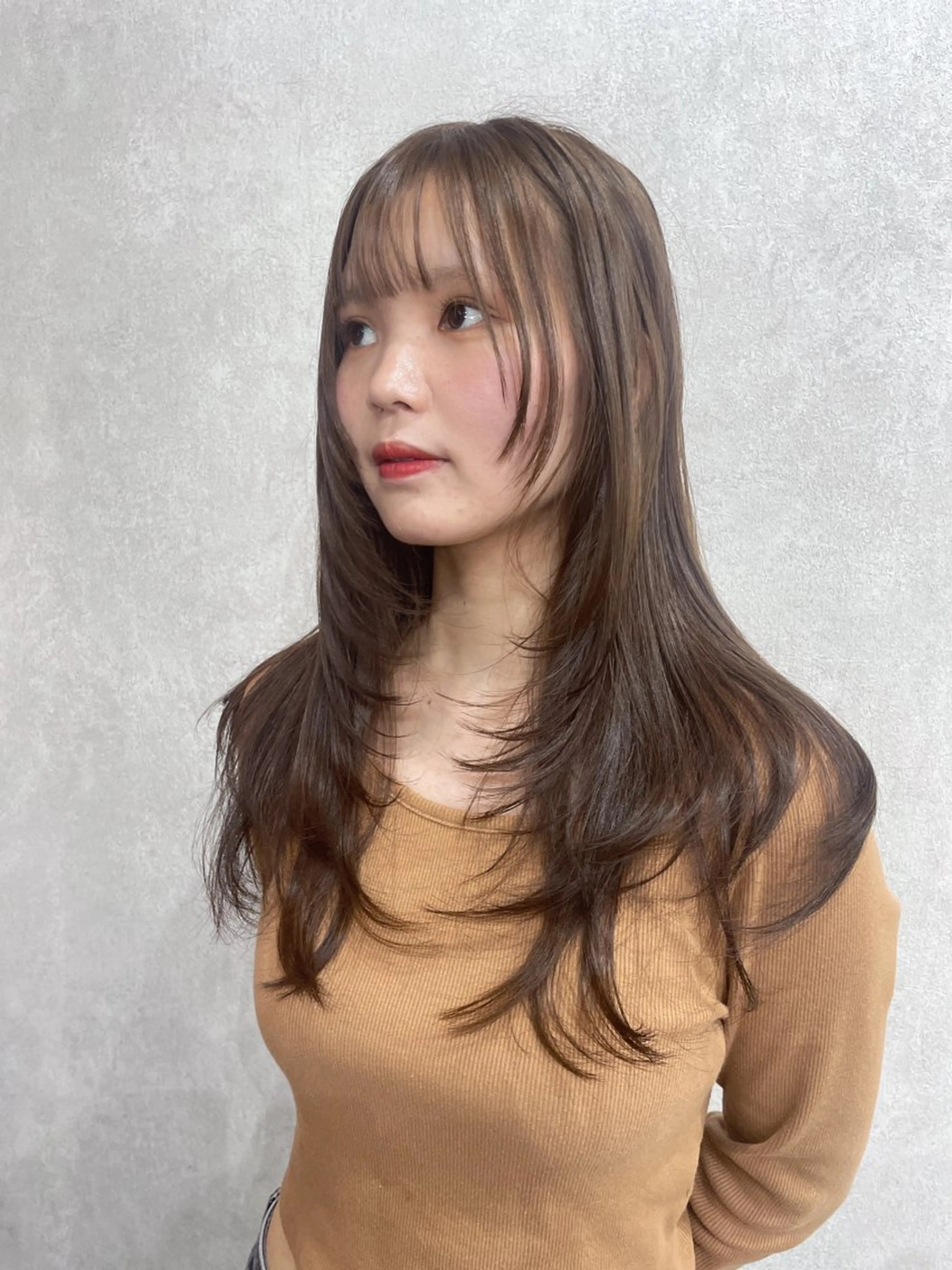 ロング カラー レイヤーカット AIRI layer cut hairのヘアスタイル