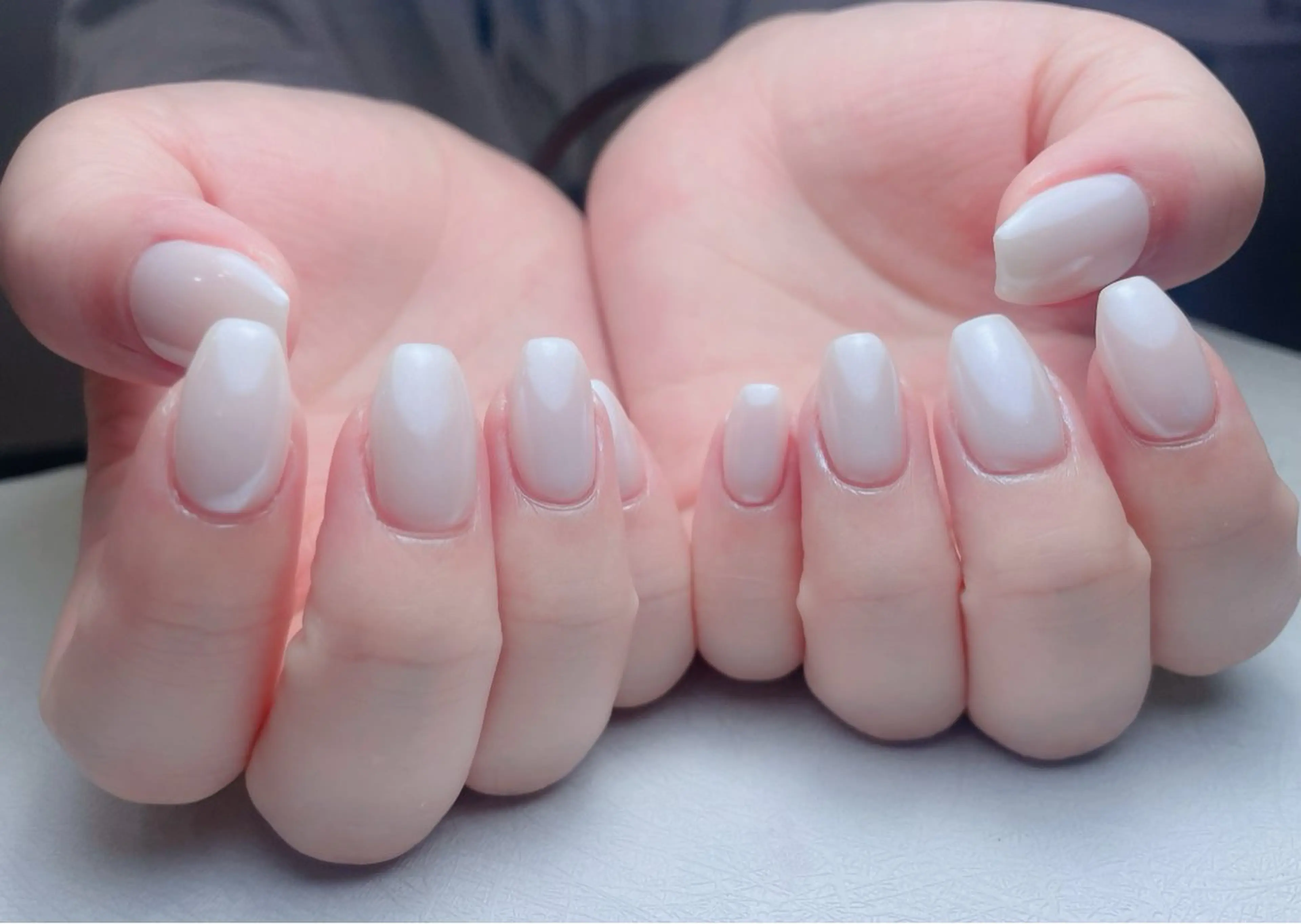 ネイル アートネイル オーロラネイル 長さ出し フットネイル フレンチネイル 中野駅から2分 MEO NAILのネイルデザイン