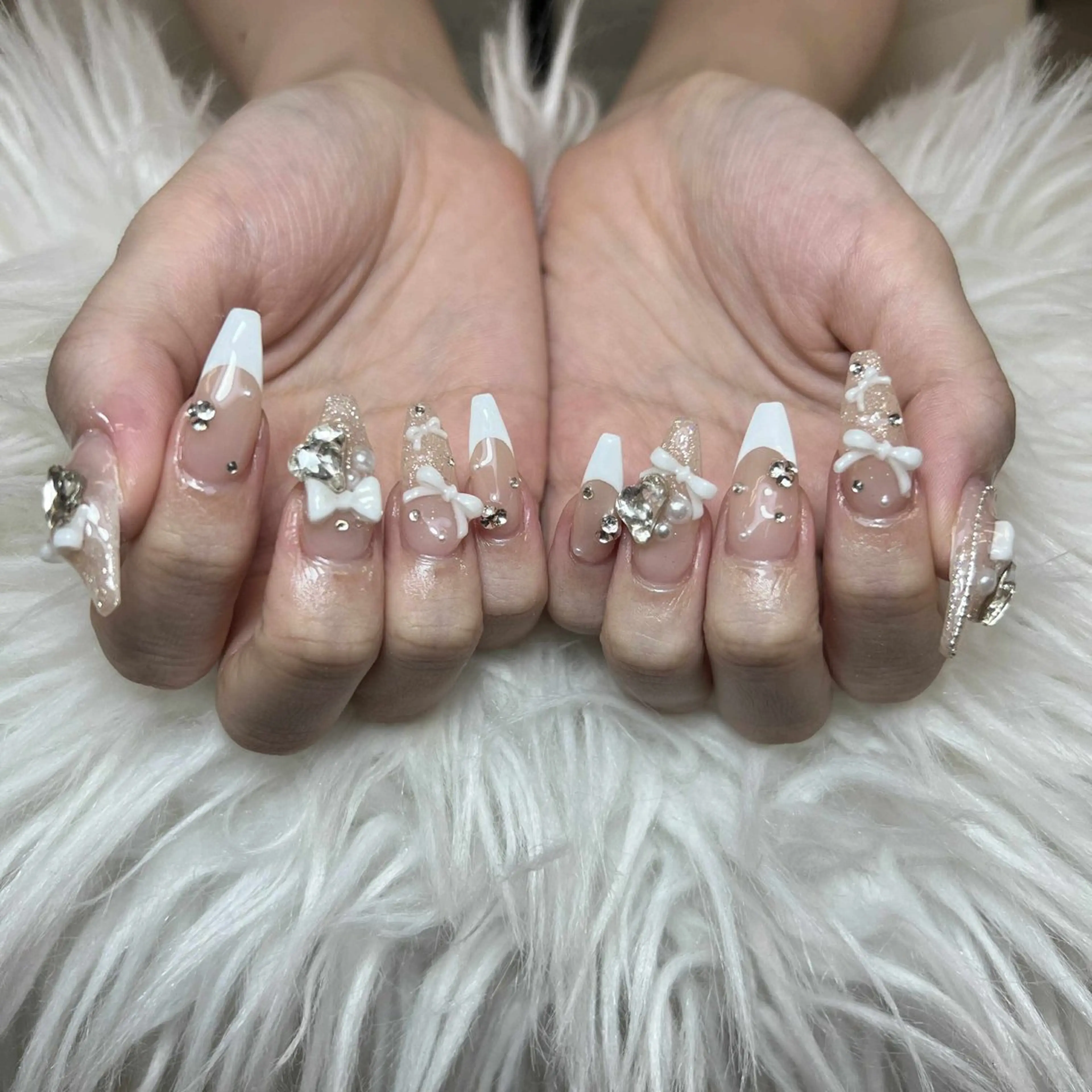 ネイル ハンドネイル ハンドケア Anh Nail 歌舞伎町のネイルデザイン