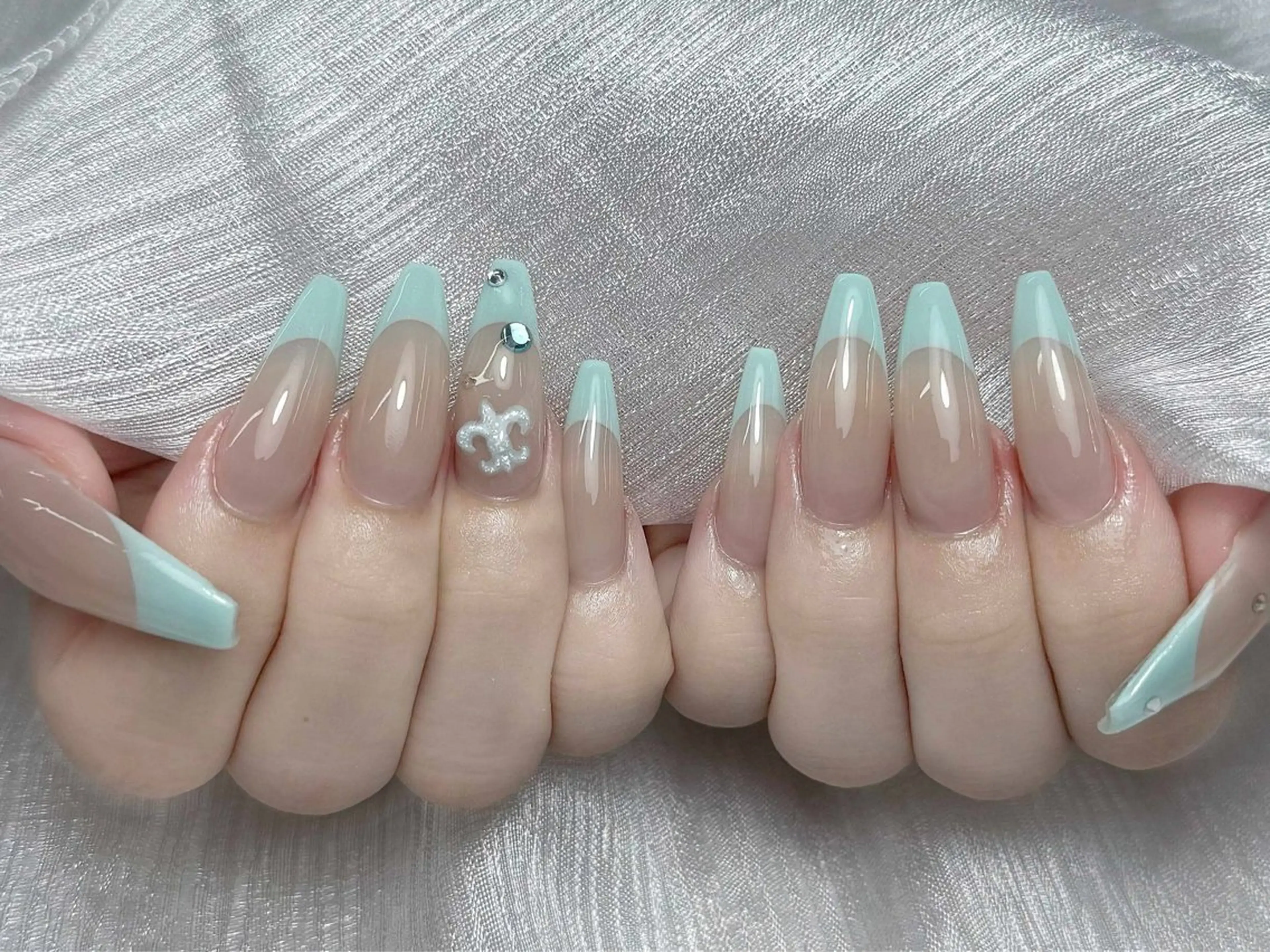 ネイル ハンドネイル ハンドケア Nova Nailのネイルデザイン