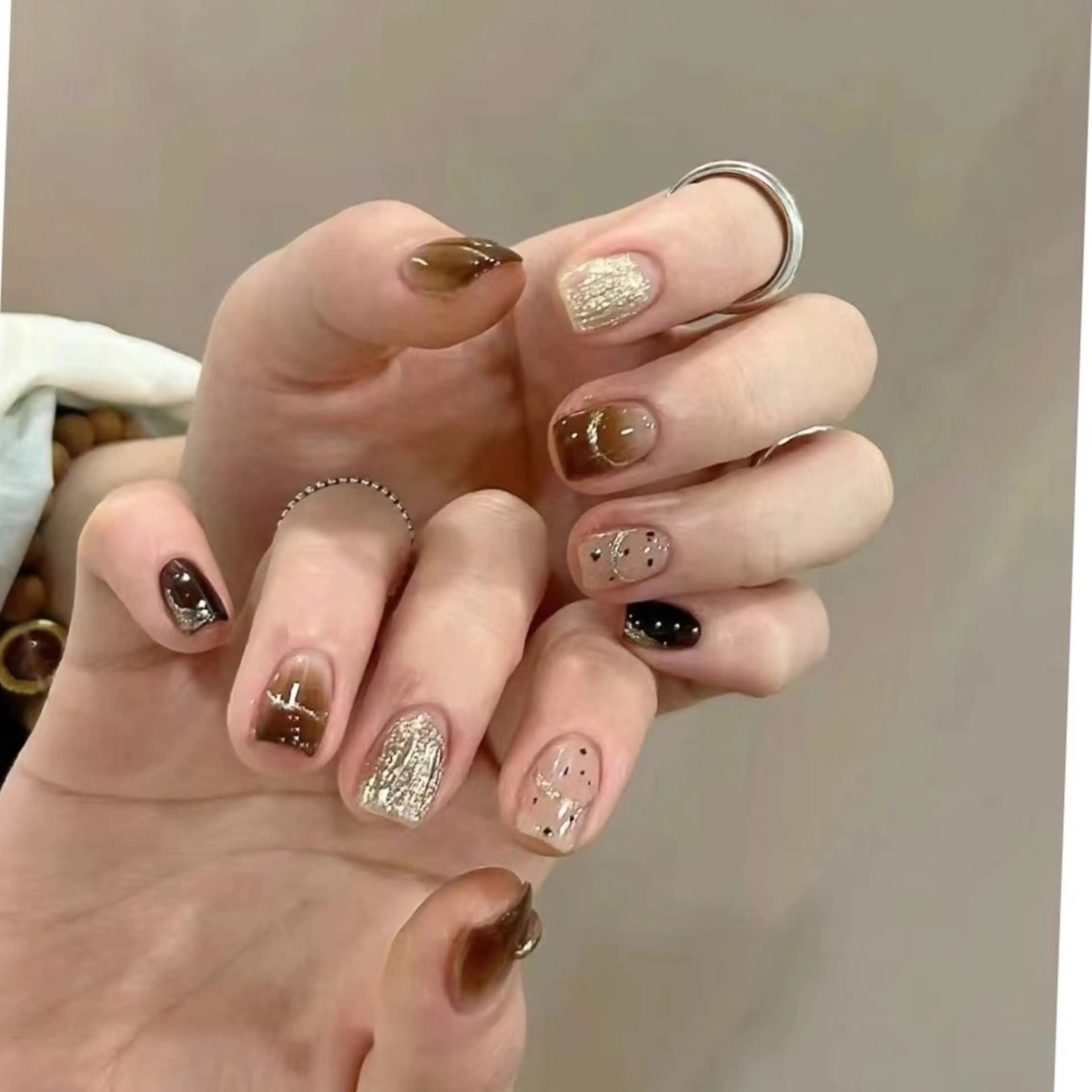 ネイル 横浜市中区曙町 E·U·Bネイルのネイルデザイン