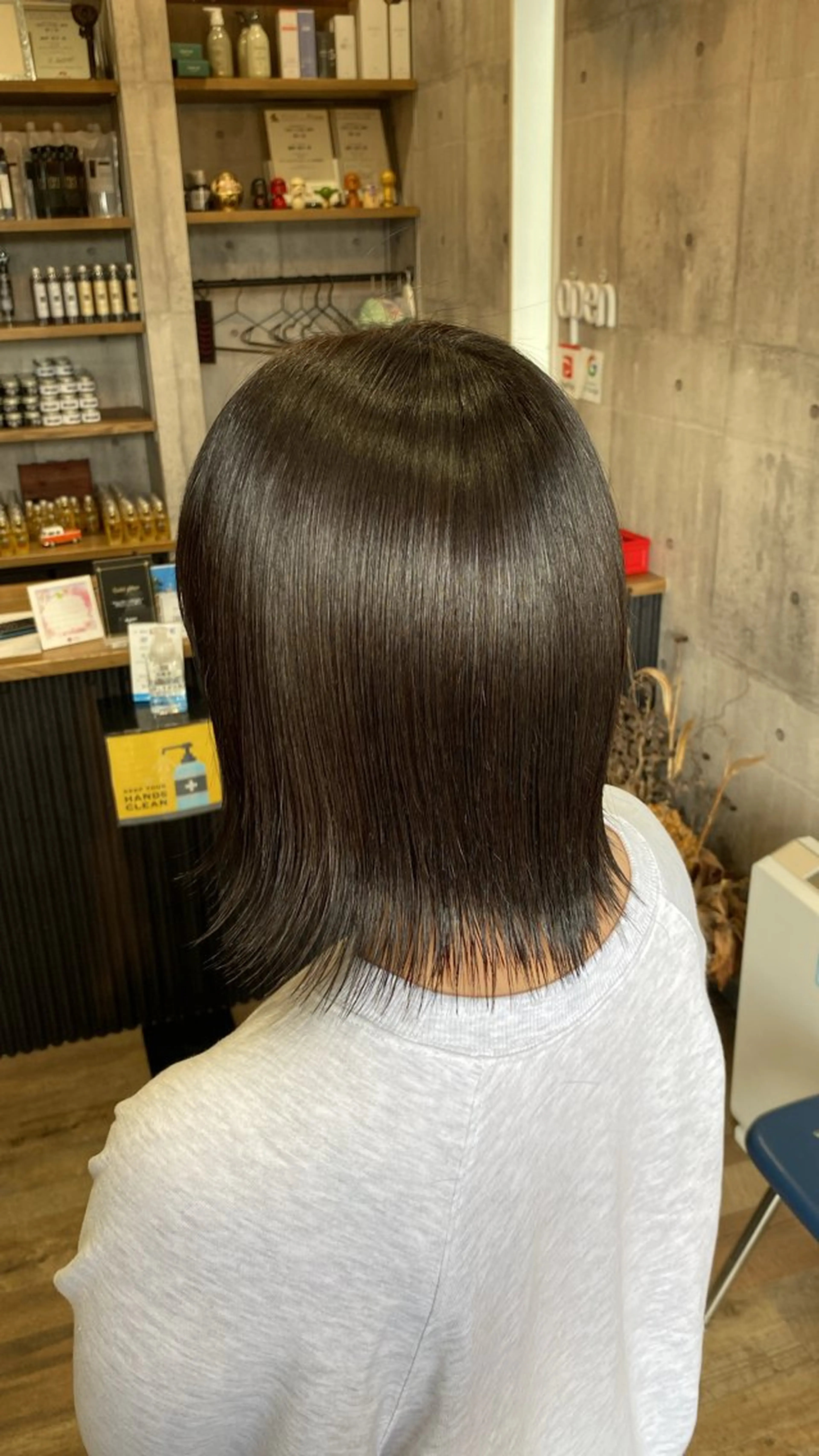 ミディアム カラー わたぬき りるのヘアスタイル