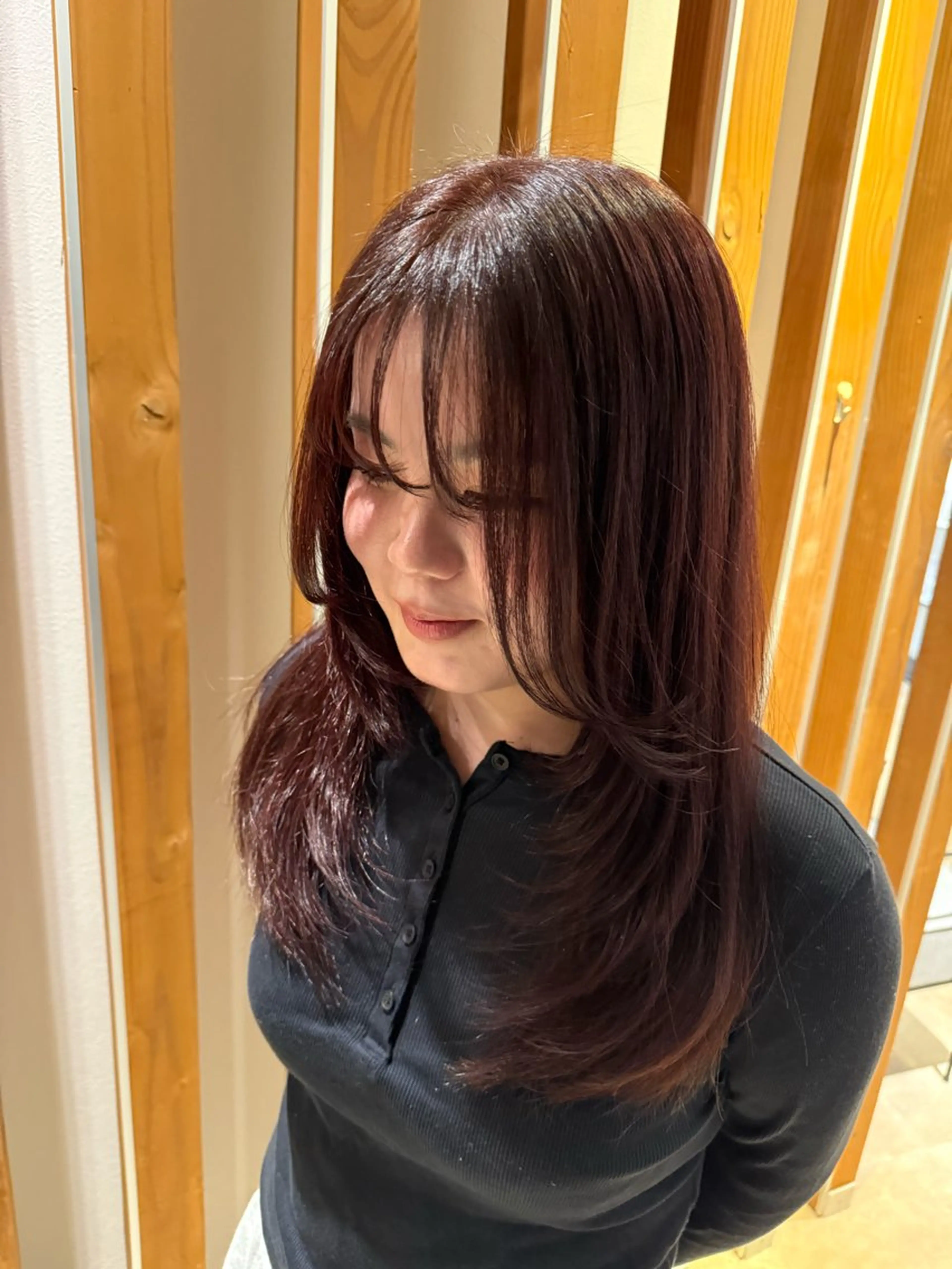 ロング カラー ブリーチ ブリーチなしカラー レッドカラー ボブ 顔周りカット 中農 有梨恵のヘアスタイル