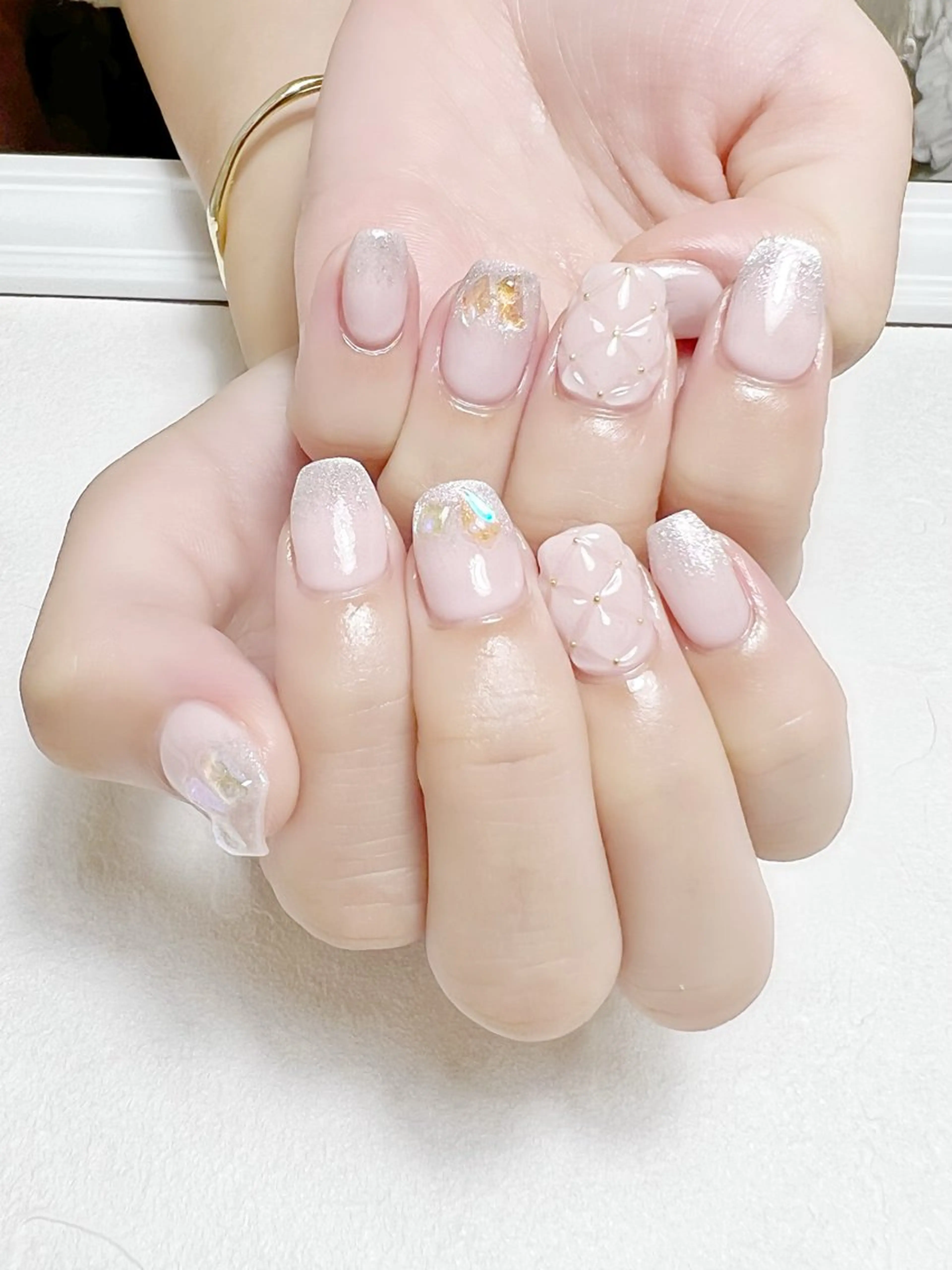 ネイル ガーリー 氷ネイル・うるうるネイル マグネットネイル ピンク ワンホンネイル rouse nail RISATOのネイルデザイン