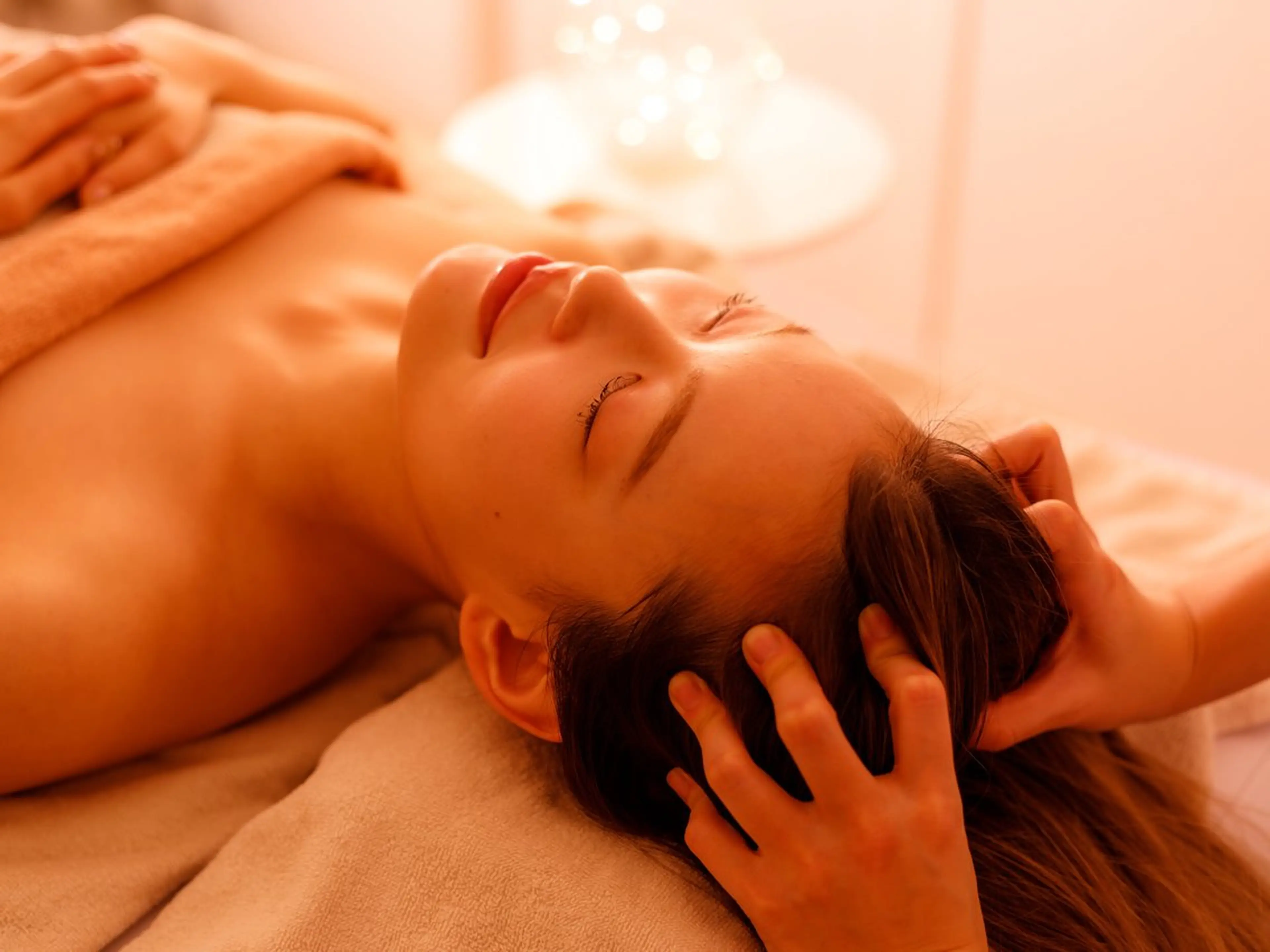 【リラク/リフトアップ】ドライヘッドスパ30分(デコルテ、肩甲骨マッサージ付)※女性専用サロンの写真