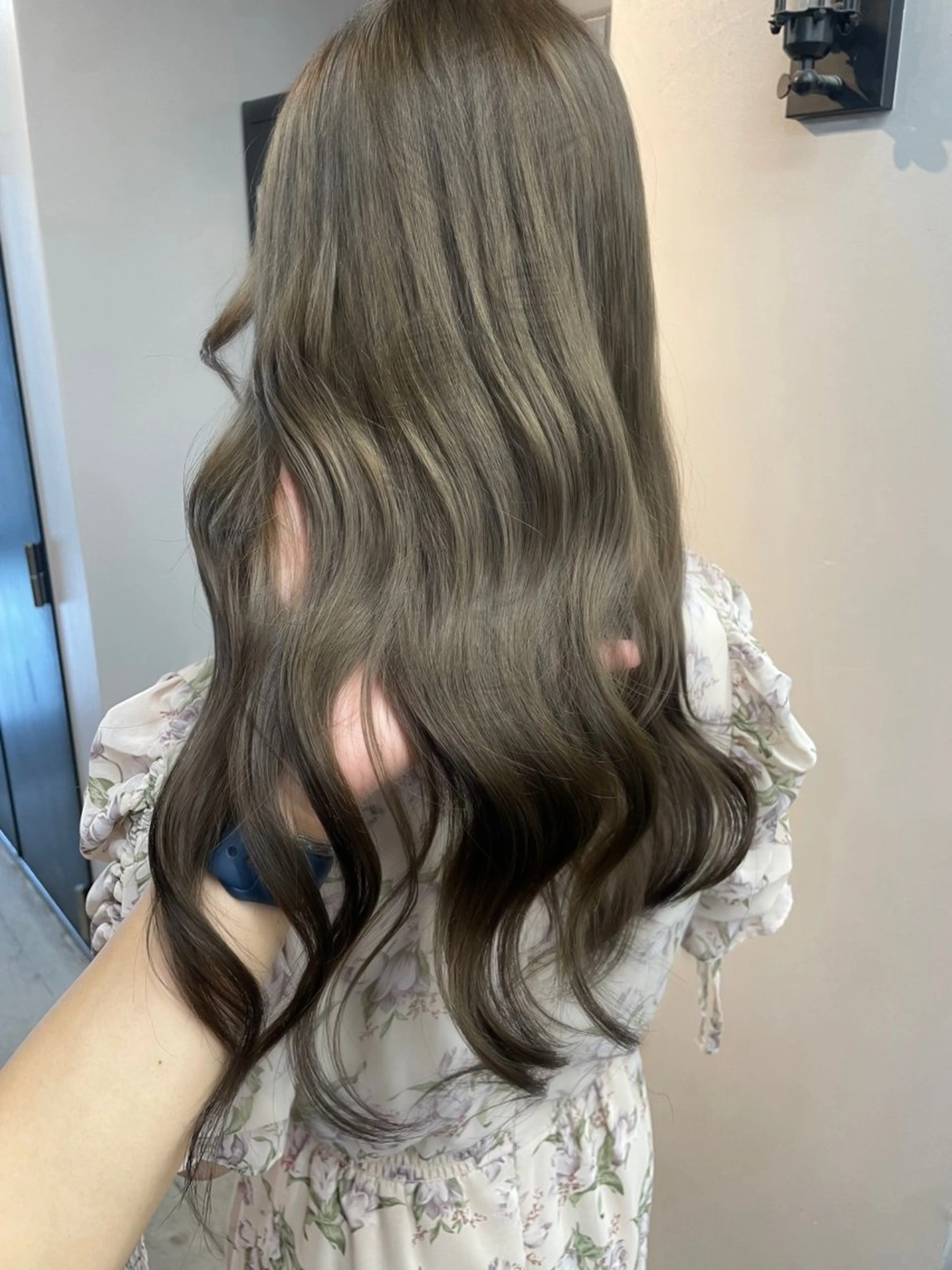 ロング カラー ヘアカラー 新宿/韓国ヘア/ 髪質改善ストレートのヘアスタイル