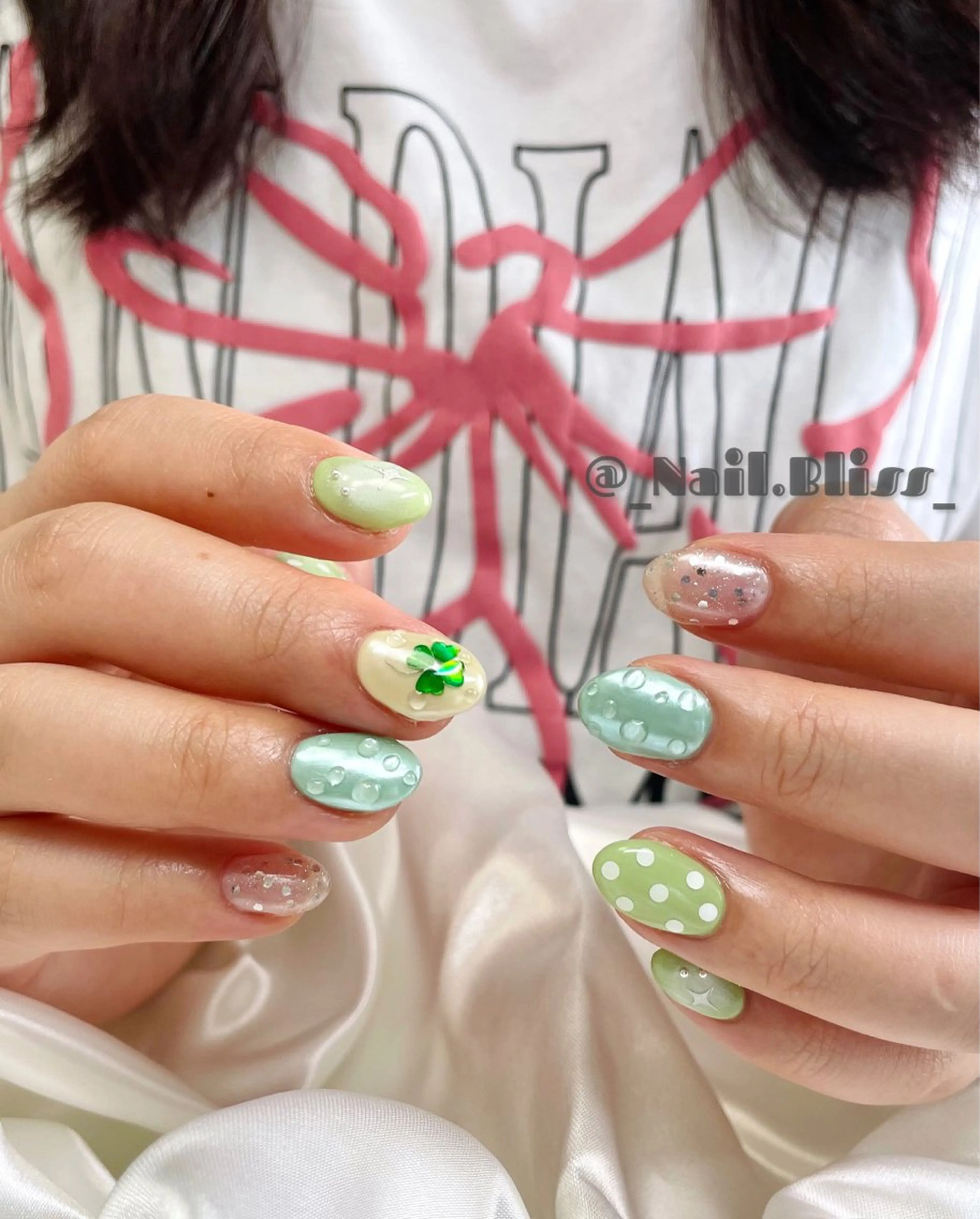 ネイル 持ち込み ハンドネイル NAIL BLISSのネイルデザイン
