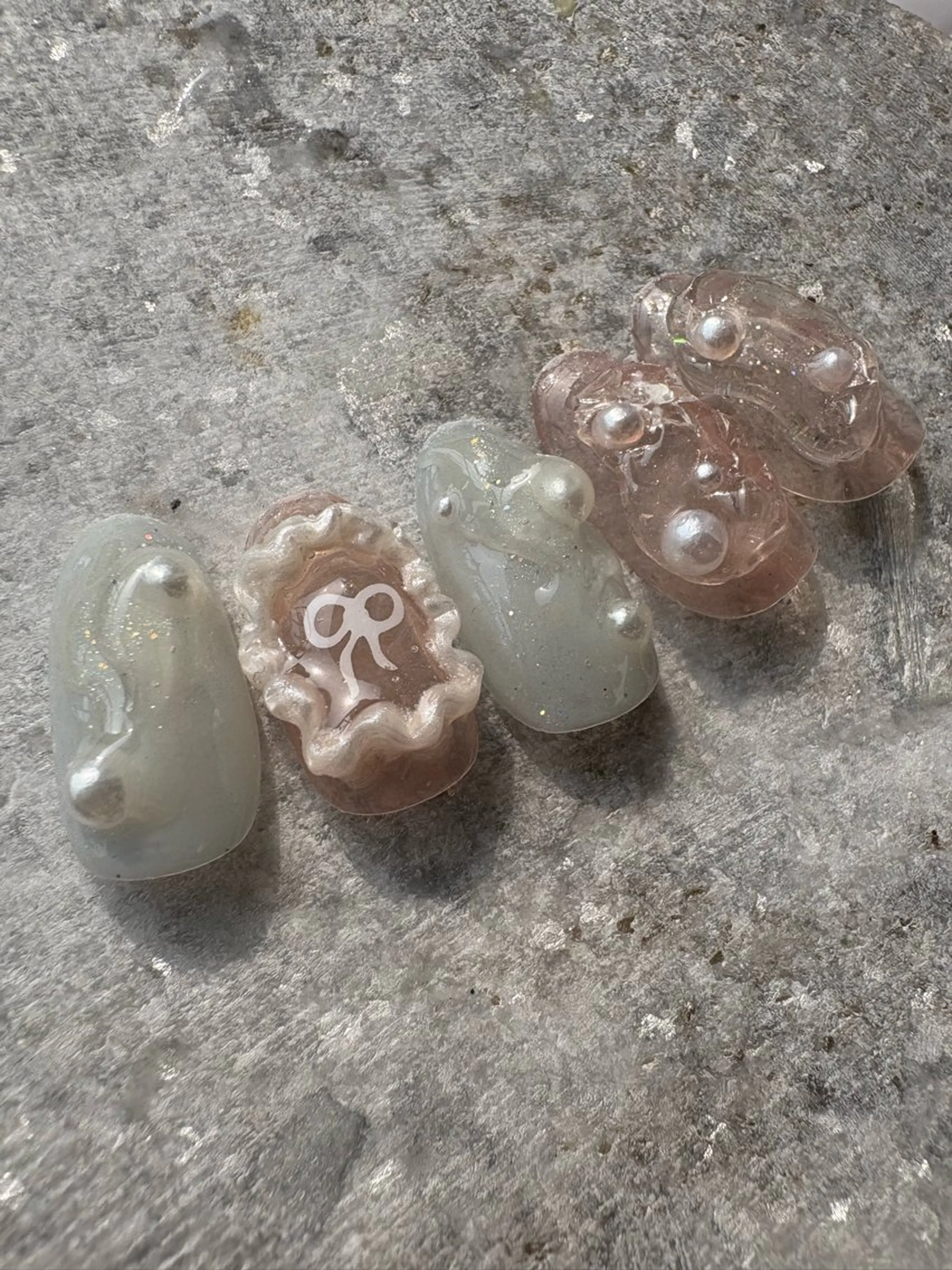 ネイル ハンドネイル 黒須莉奈 IRYのネイルデザイン