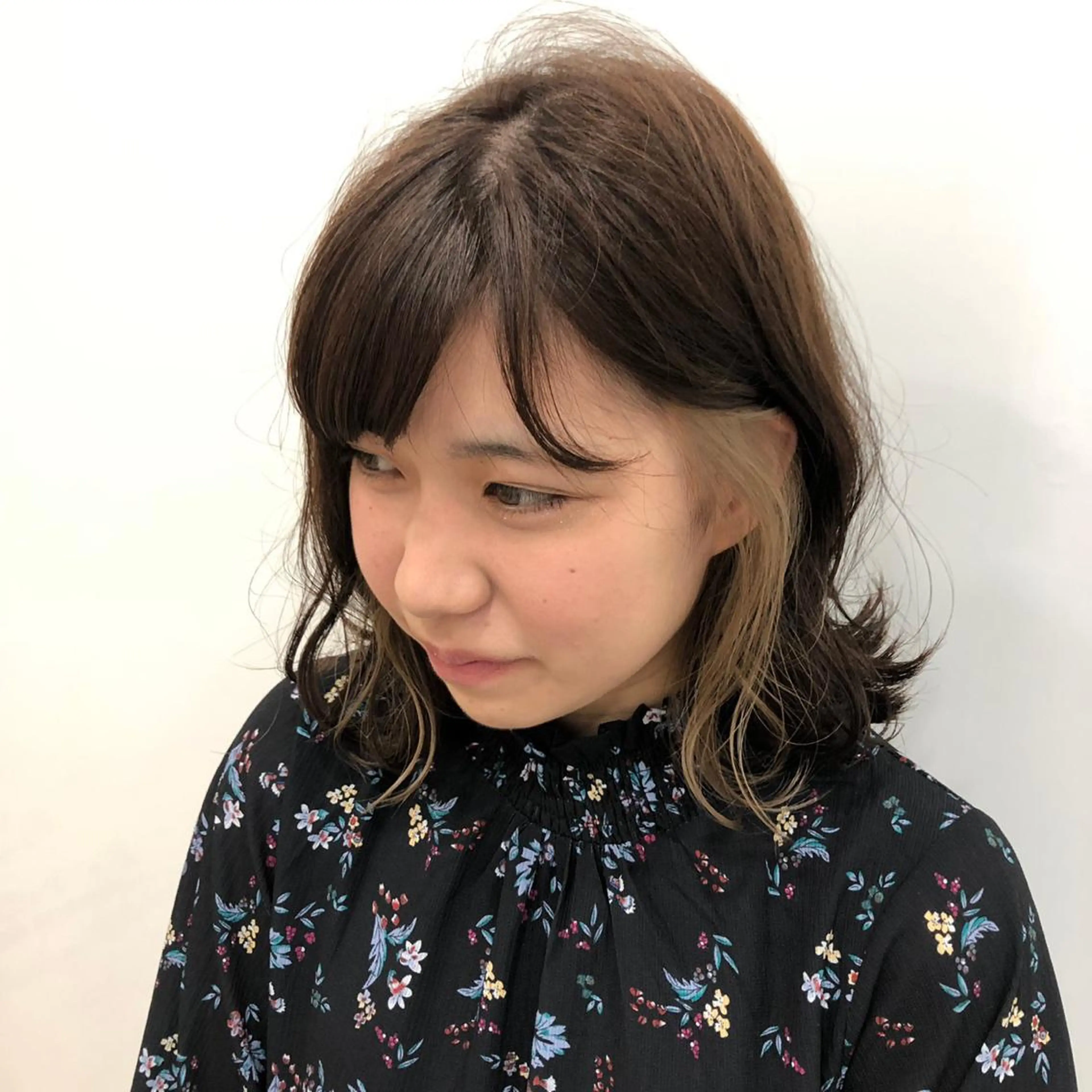 カラー パーマ ヘアアレンジ メンズ キッズ ネイル マツエク・マツパ メンズバレイヤージュ メンズブリーチ メンズハイライト メンズインナーカラー メンズ韓国風 髪質改善ストレート髪 質改善カラー特化中崎のヘアスタイル