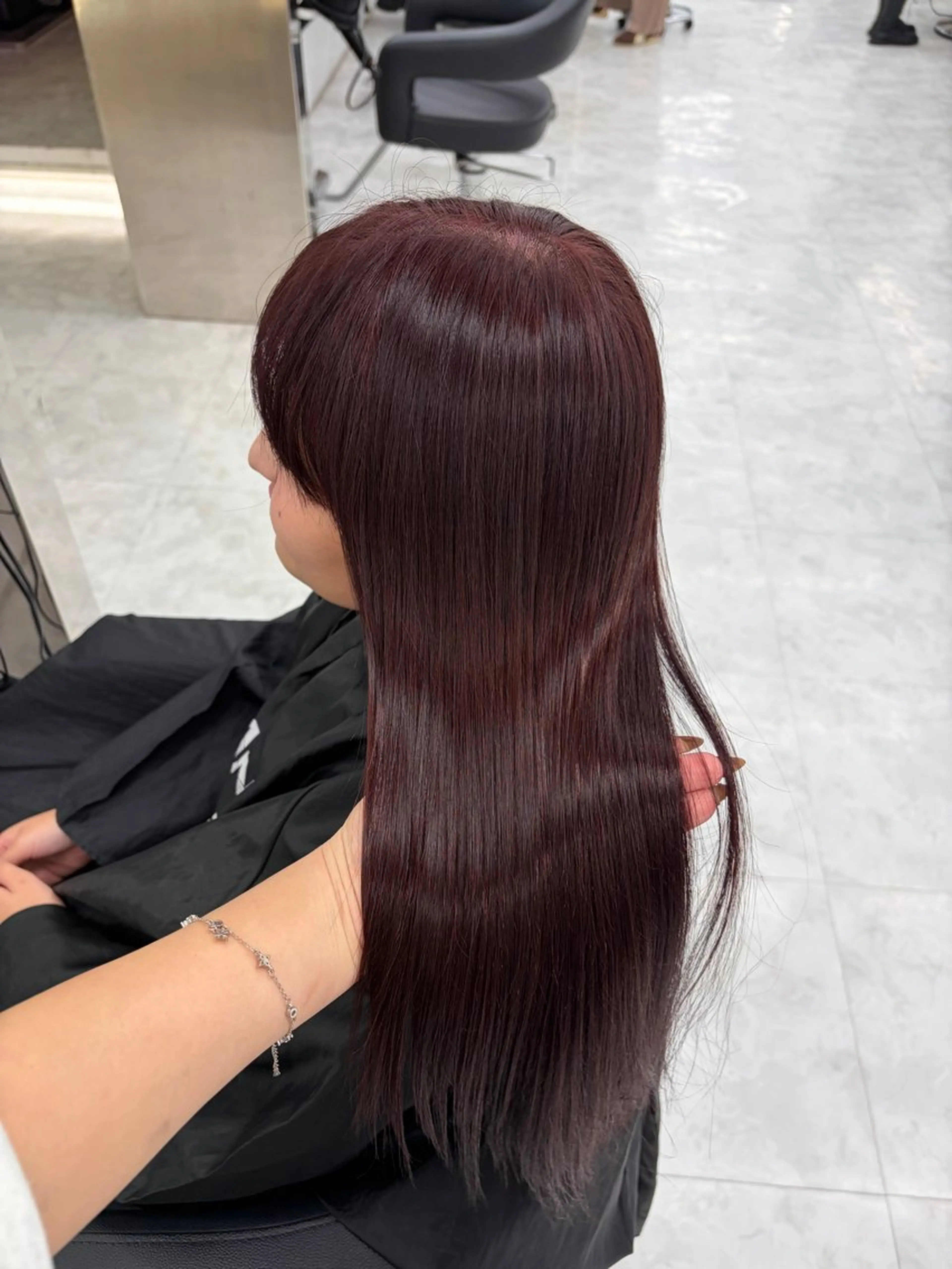 ロング カラー カット ヘアカラー トリートメント ヘアセット 透明感うる艶カラー 🤍MANAMIのヘアスタイル
