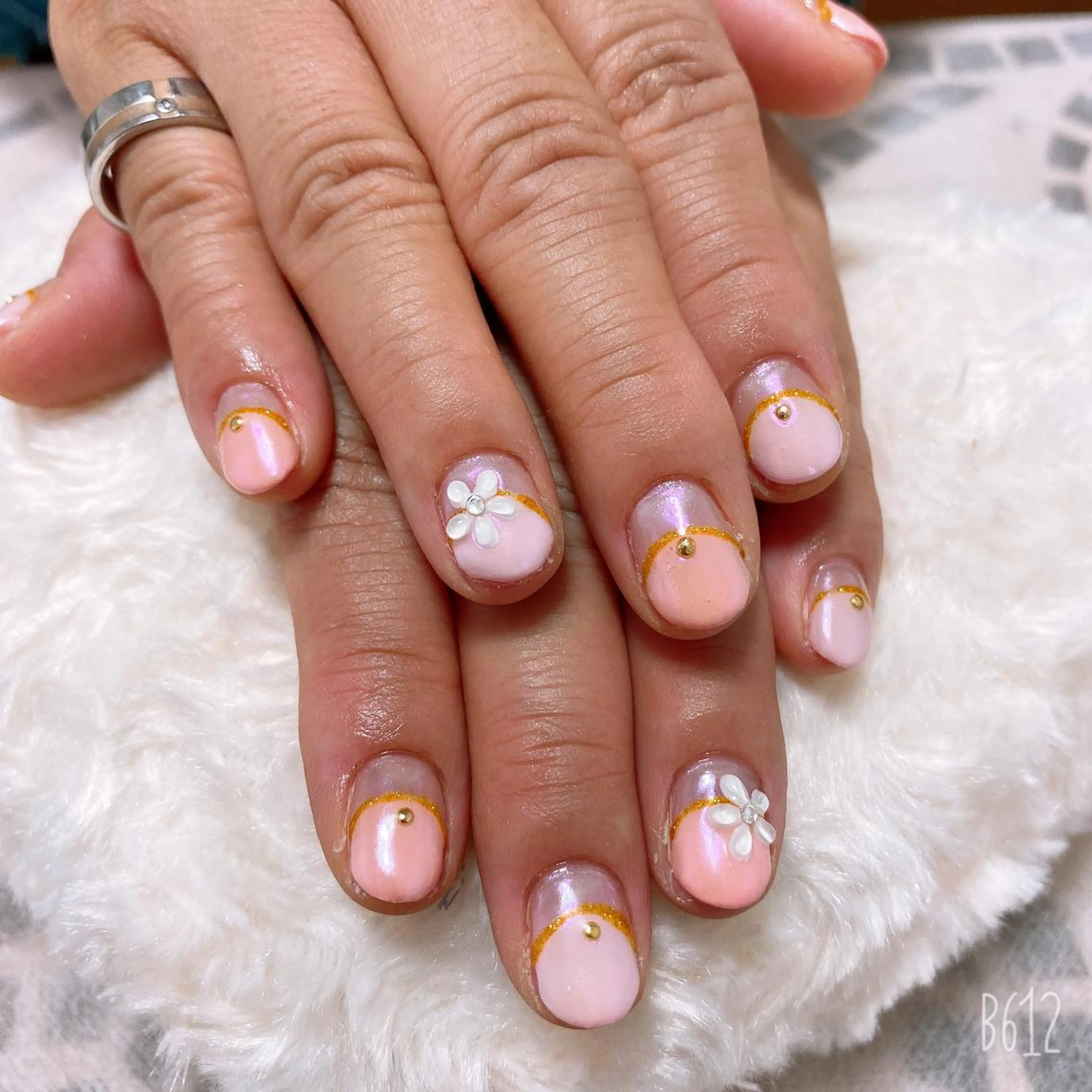 ネイル The Best Beauty受付担当のエステ・リラクイメージ