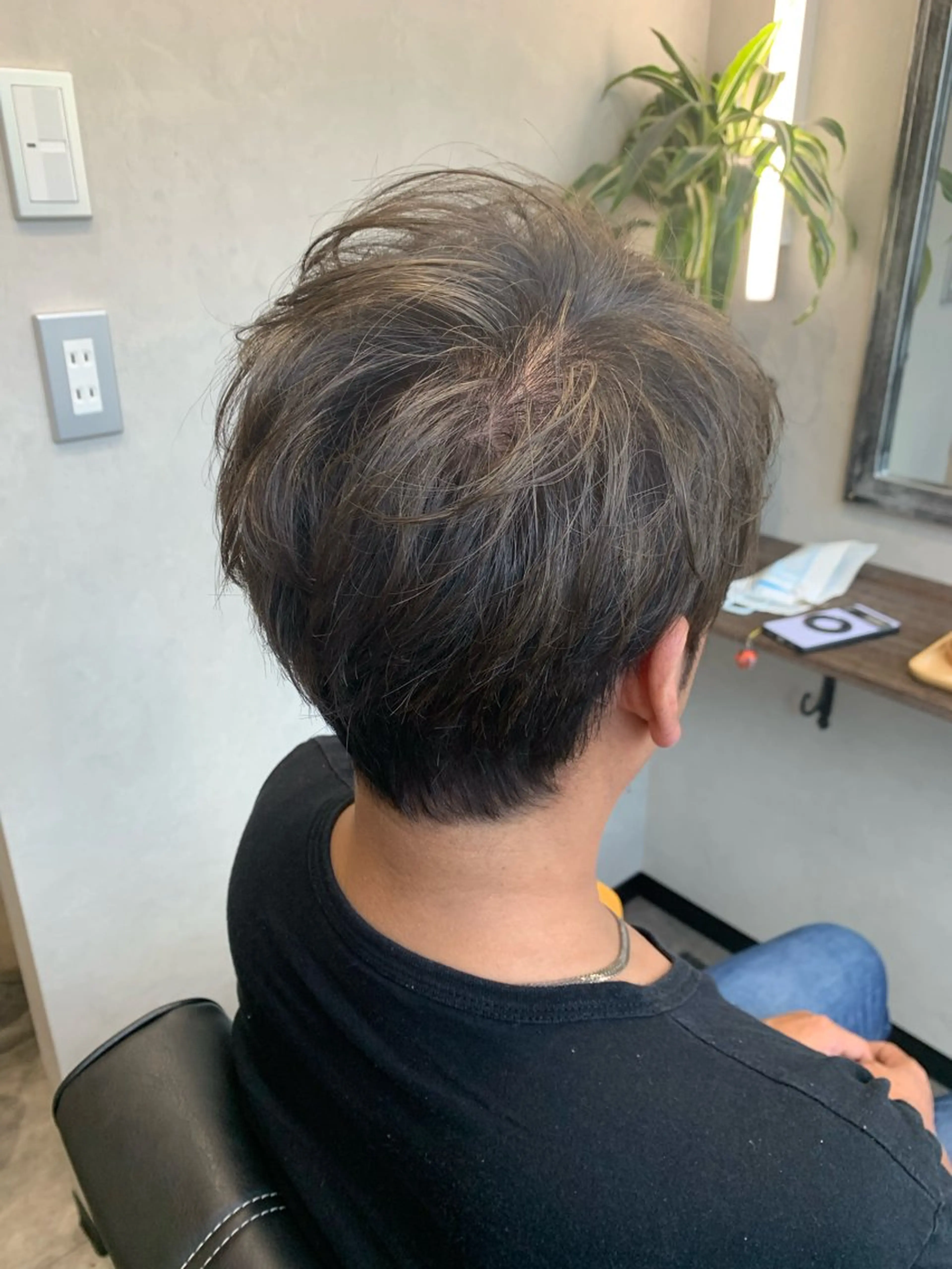 ショート カラー メンズ 松木 護裕のヘアスタイル