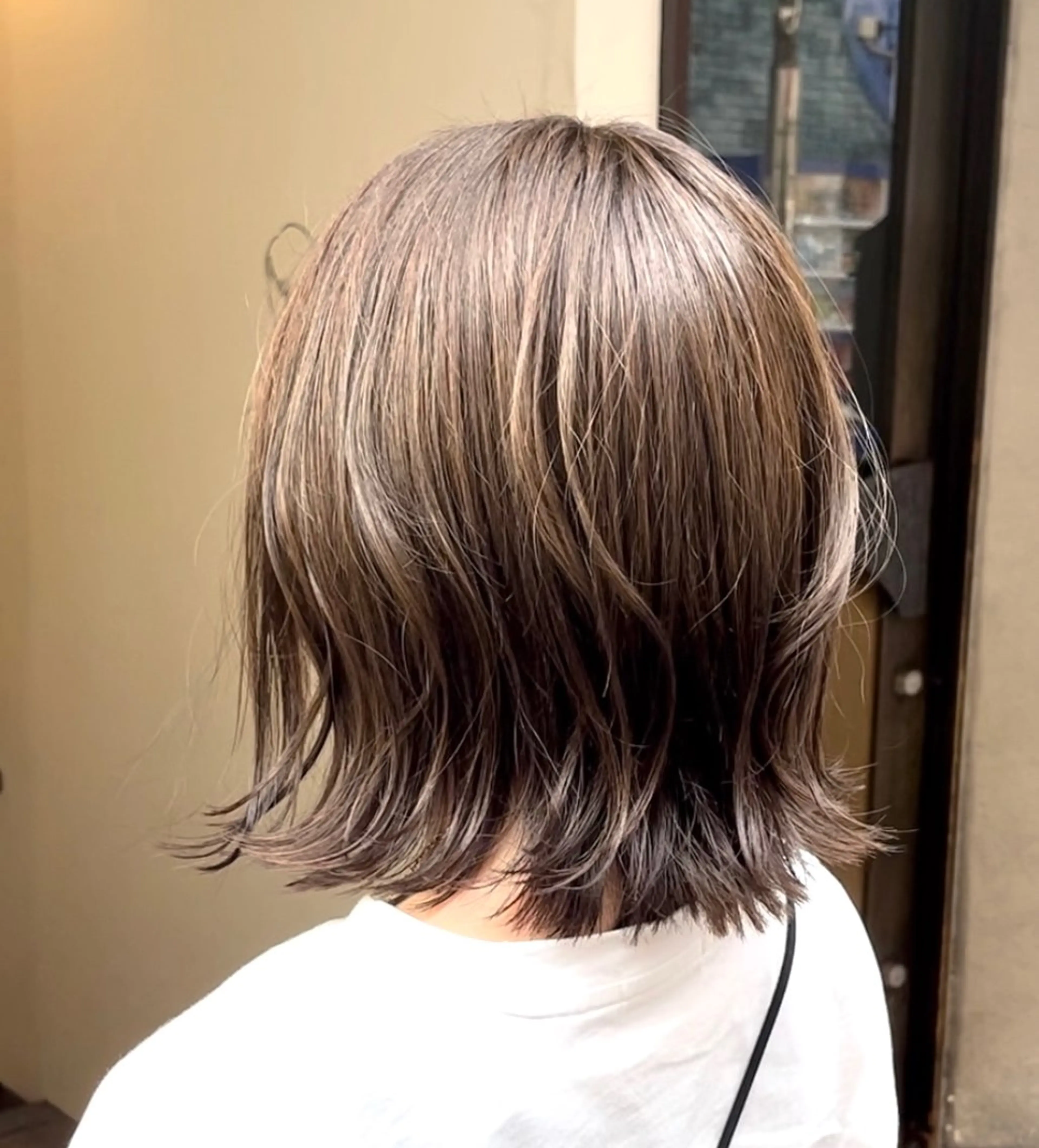 カラー ベージュカラー カット ヘアカラー トリートメント 巻ける髪質改善で美髪 にデザイン✨/よしみのヘアスタイル