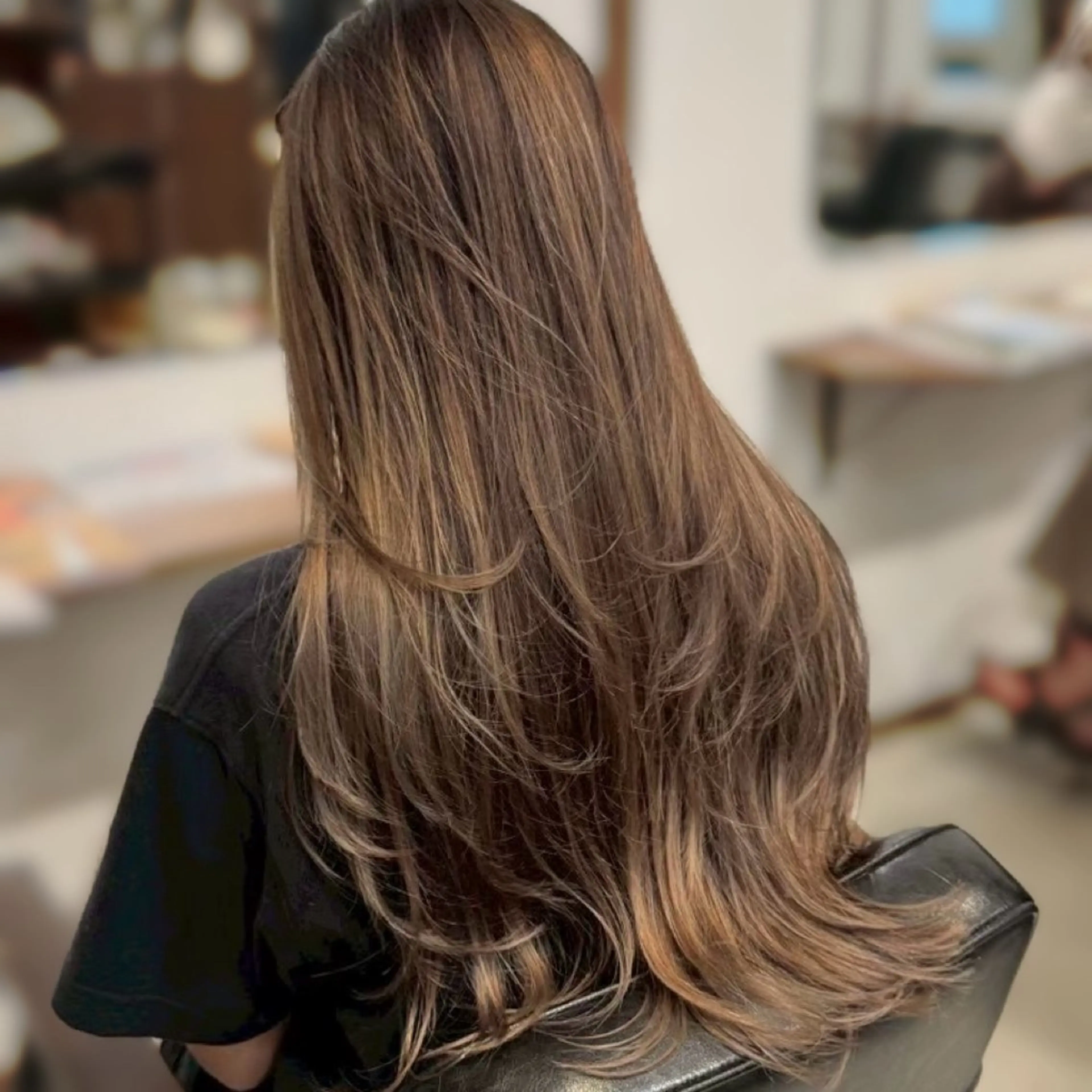 ロング 坂本 璃里杏のヘアスタイル