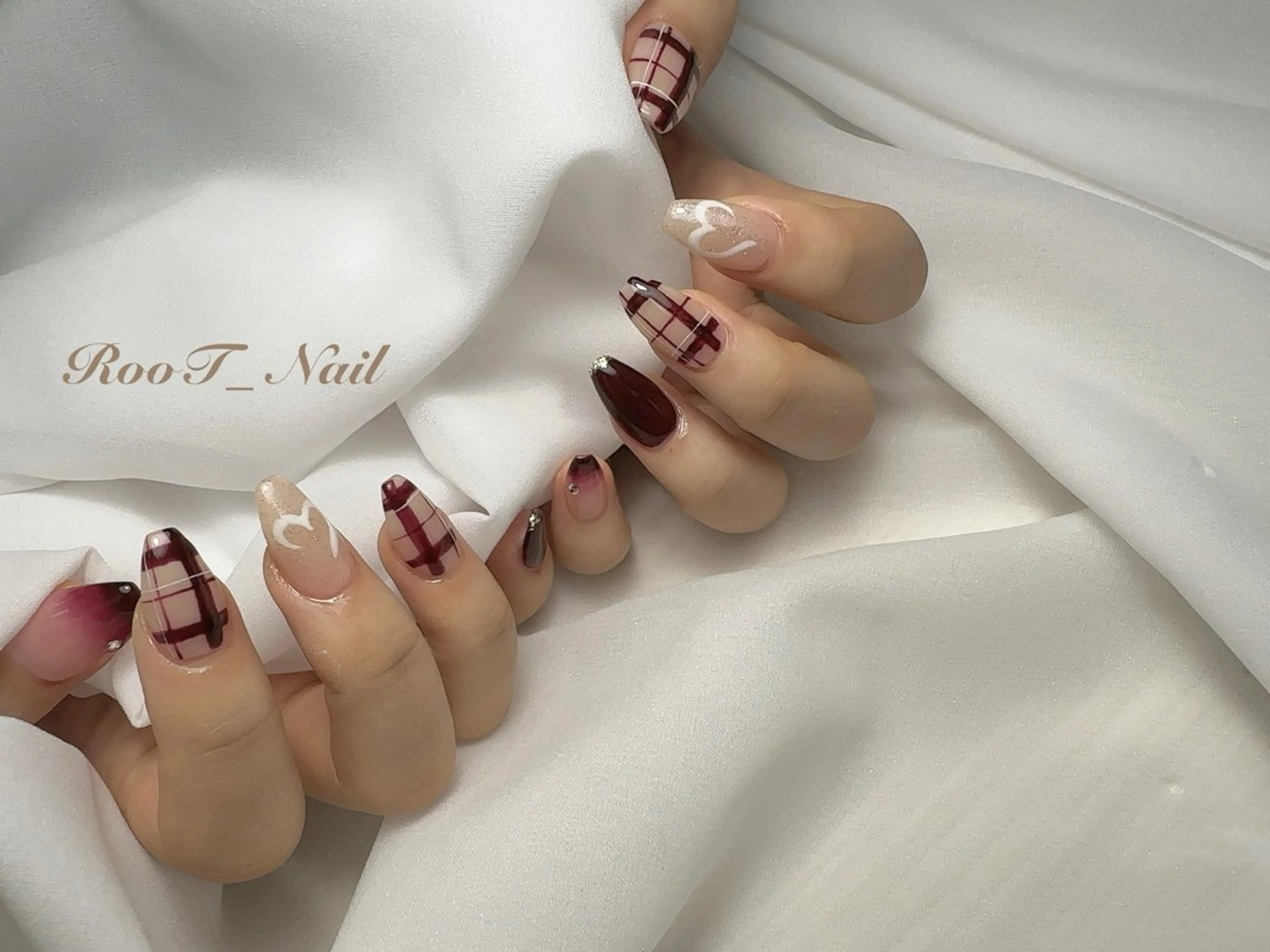 ネイル 長さ出し ハンドネイル RooT Nailのネイルデザイン