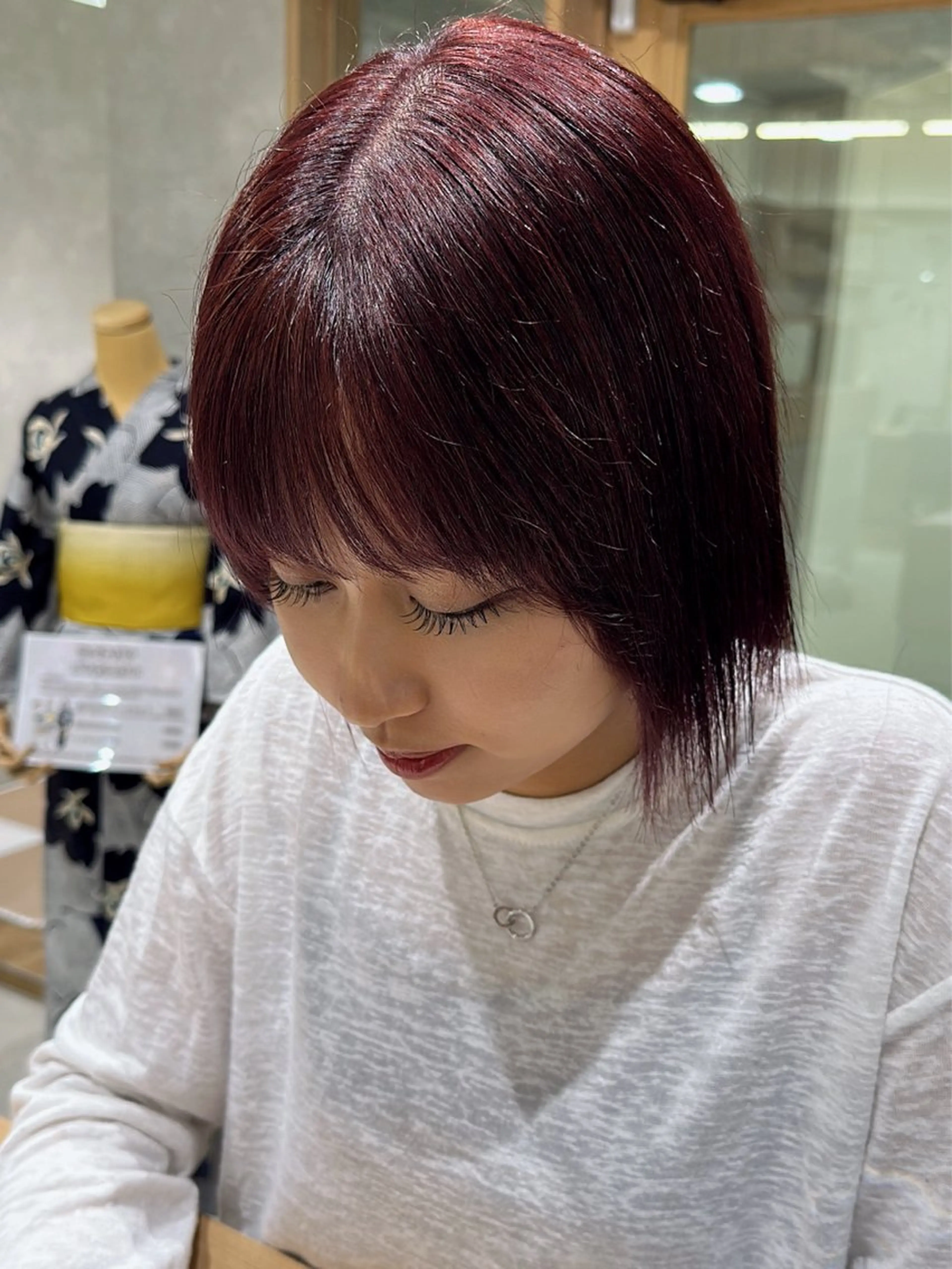 ミディアム 小寺 唯希のヘアスタイル