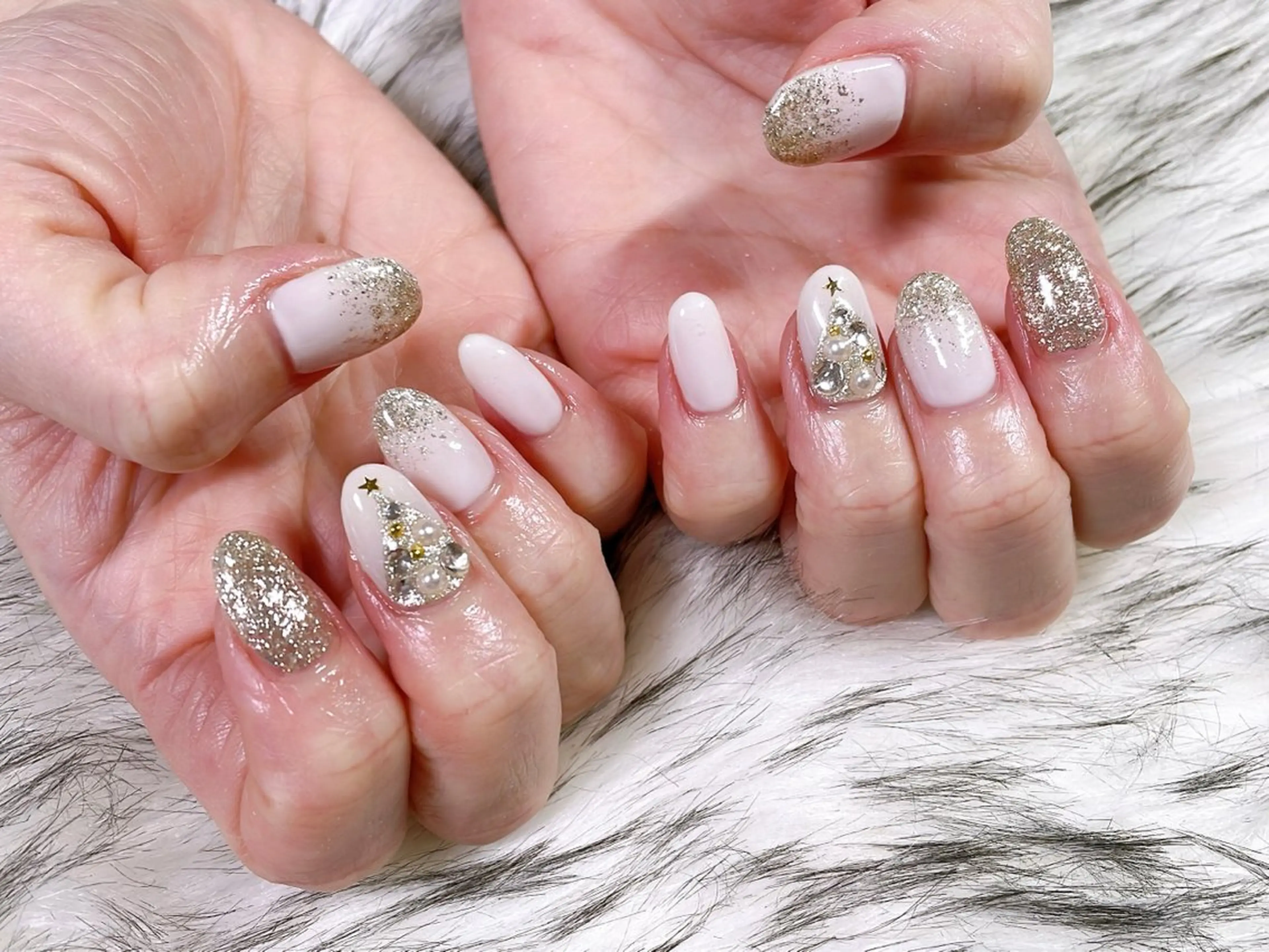 ネイル オーロラネイル フットネイル フレンチネイル ジェルネイル 韓国ネイル kiki nail &brow二子玉川の眉毛・アイブロウイメージ