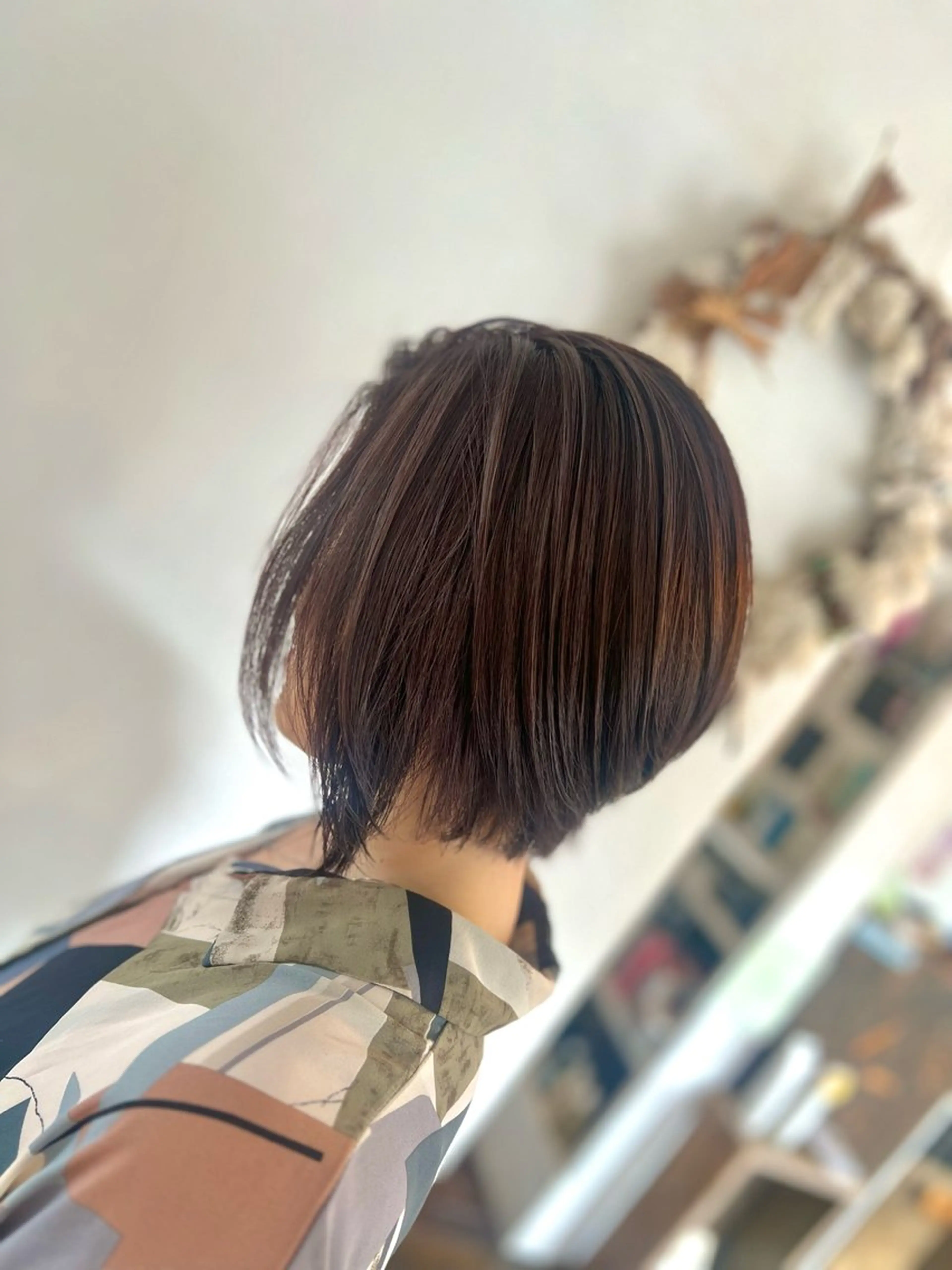 ショート カラー ショートボブ グレージュ ハイライトカラー ラベンダーカラー ピンクカラー ヘアカラー トリートメント Style Tのヘアスタイル
