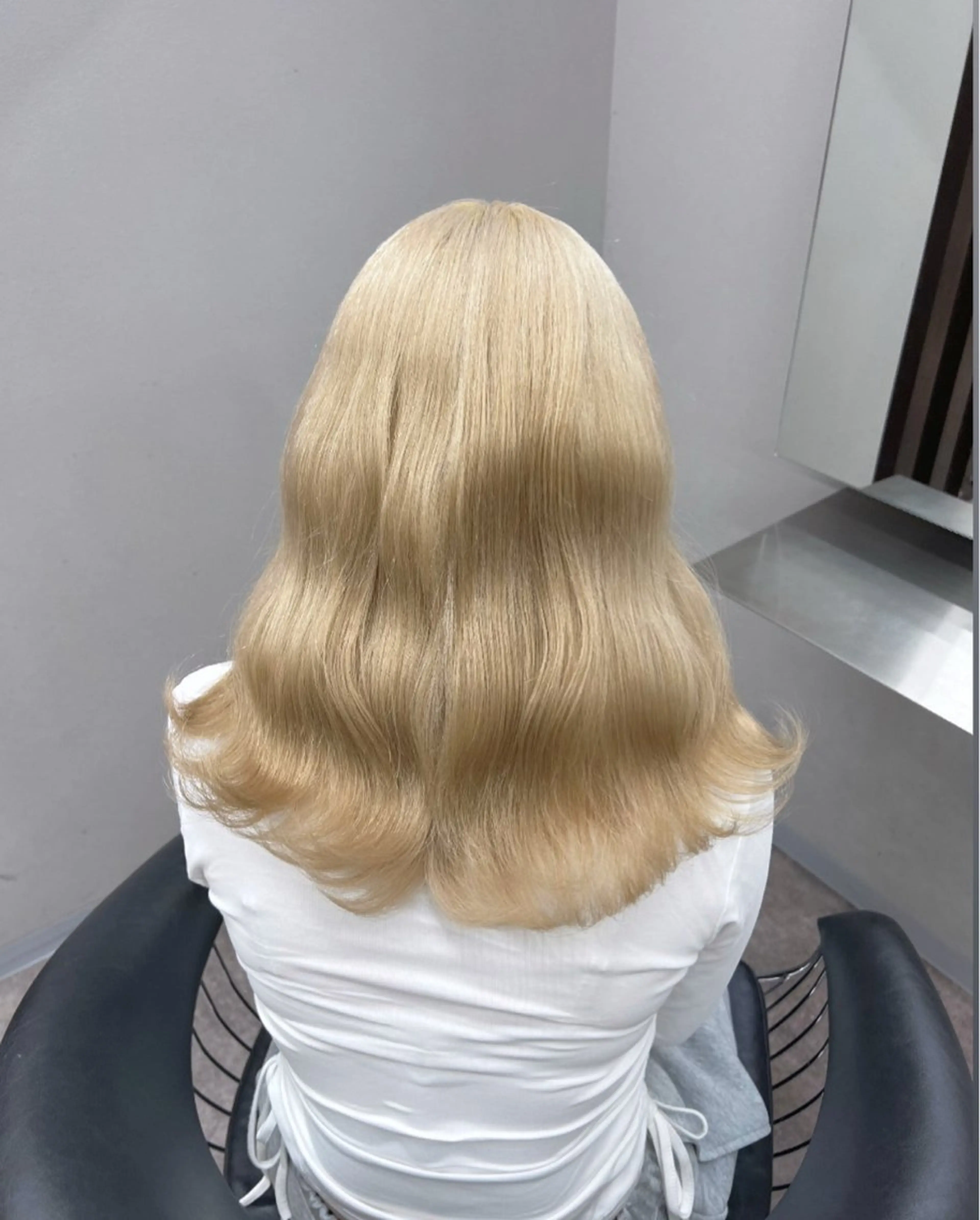 ミディアム ヘアカラー ブリーチ・エクステ 🎀メイのヘアスタイル