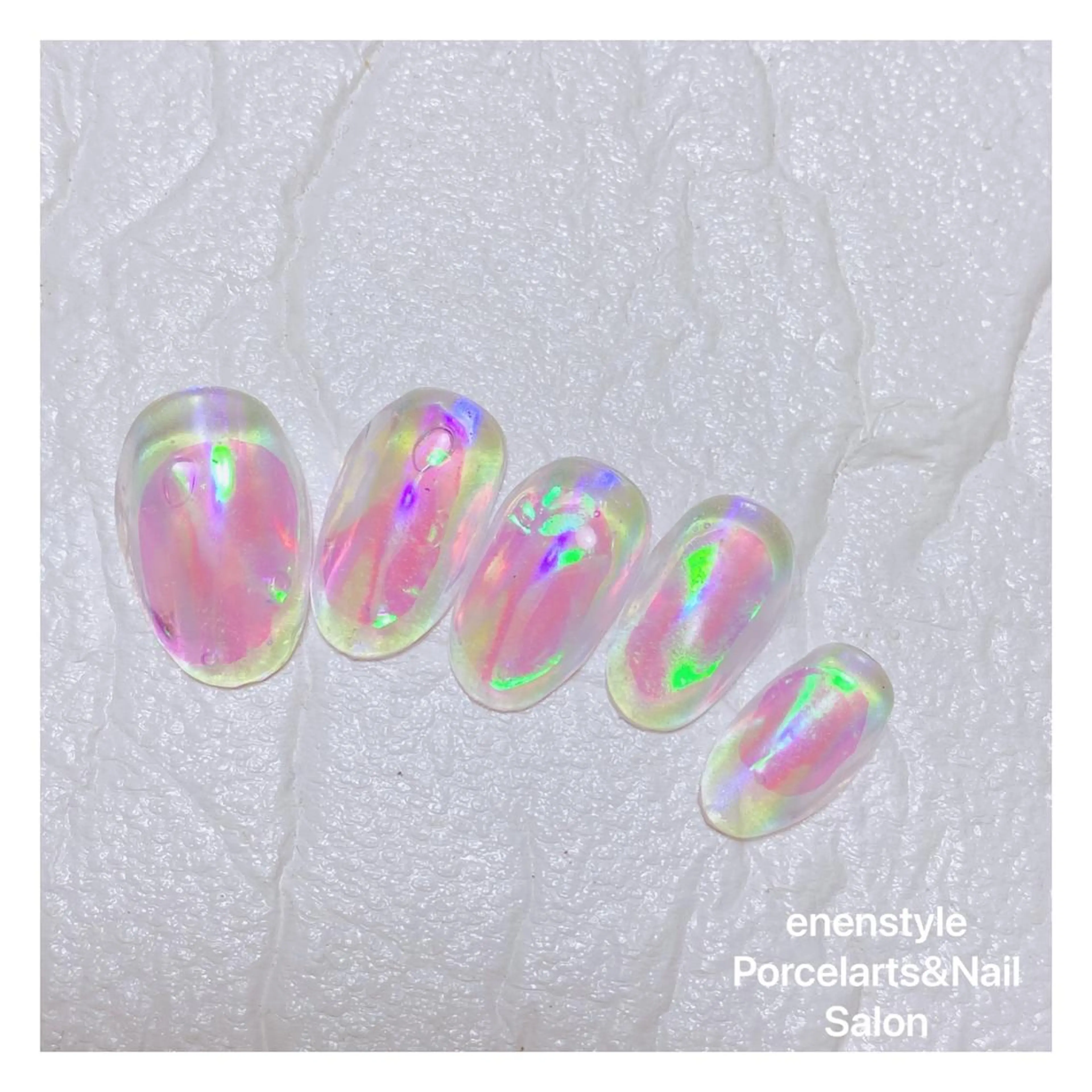 ミディアム ネイル 👑enen style👑のネイルデザイン