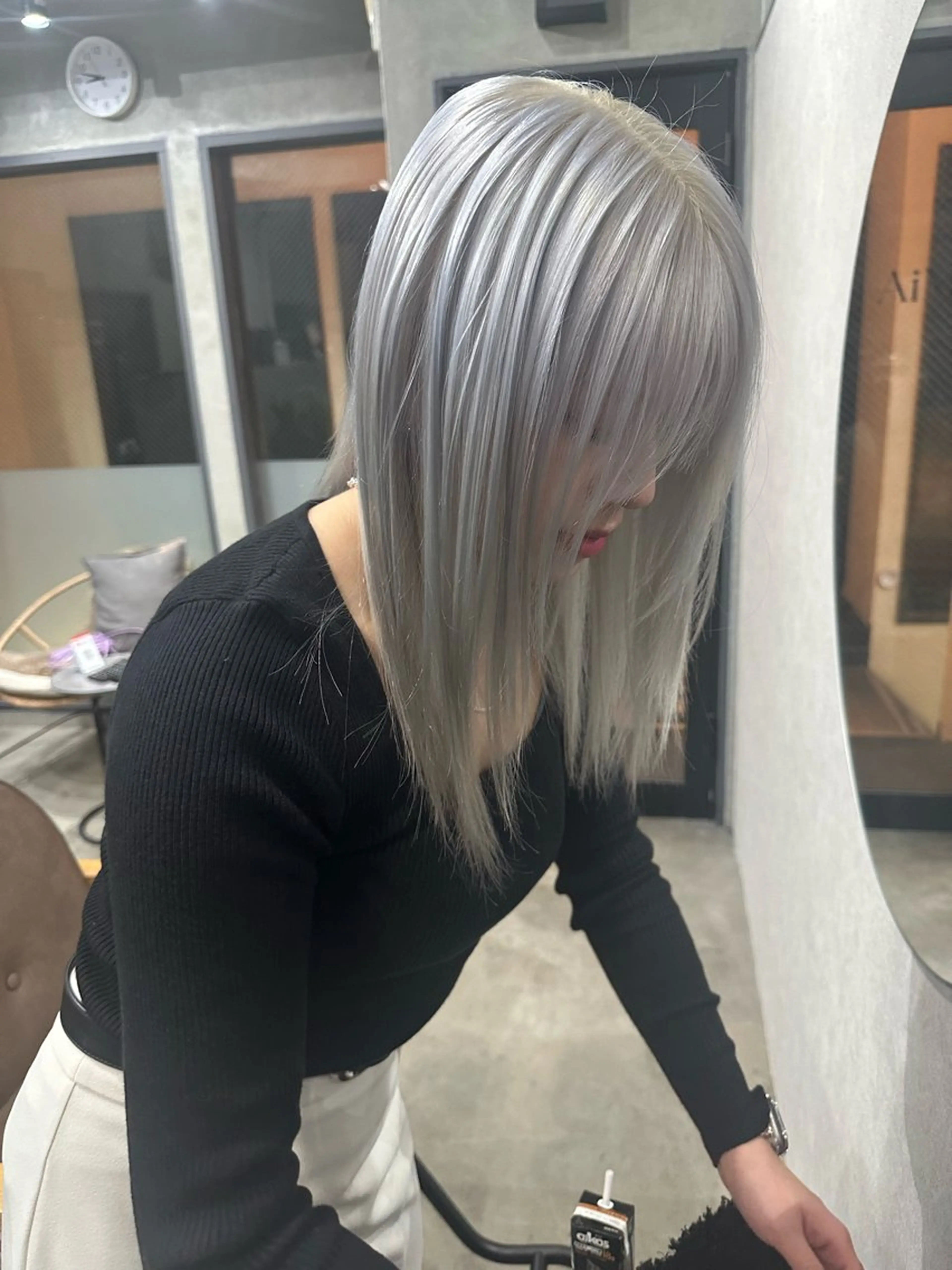 ミディアム カラー AiM エイム　韓国レイヤーのヘアスタイル