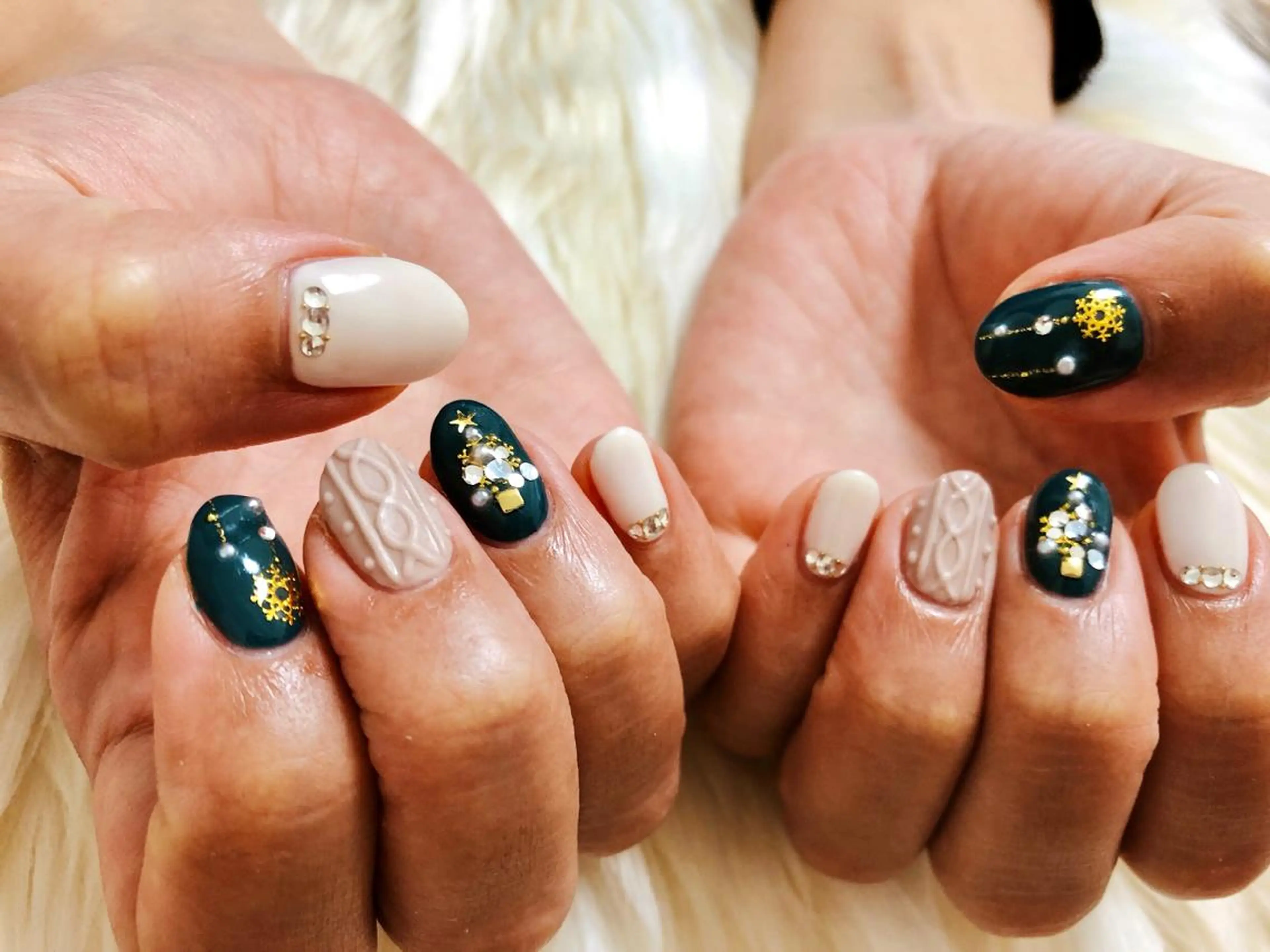 ネイル 冬ネイル クリスマス kiki nail &brow二子玉川の眉毛・アイブロウイメージ