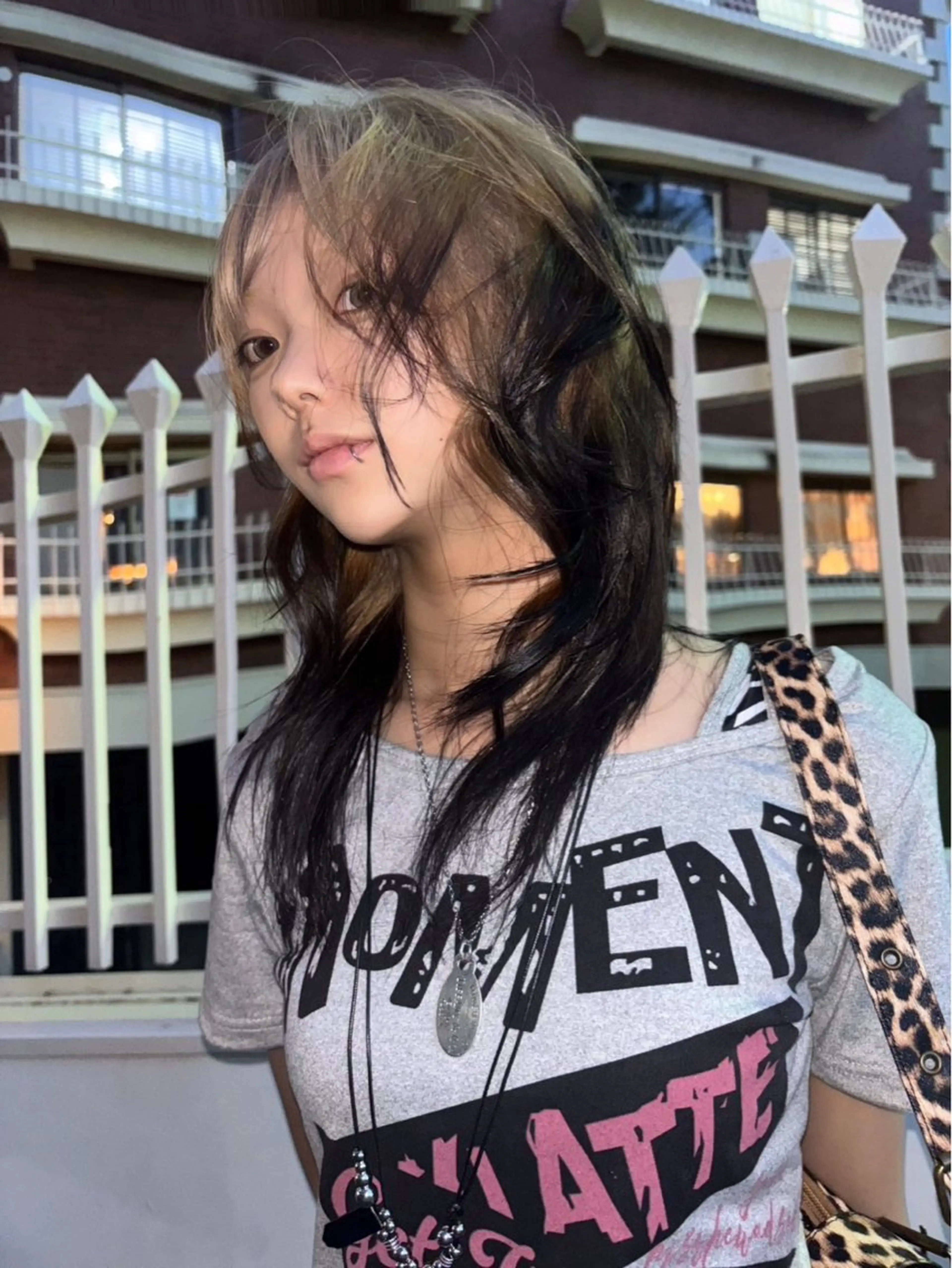 ミディアム カラー ベージュカラー ブリーチ ブロンド ﾃﾞｻﾞｲﾝｶﾗｰ /ﾕｳﾀﾏﾝ👽のヘアスタイル