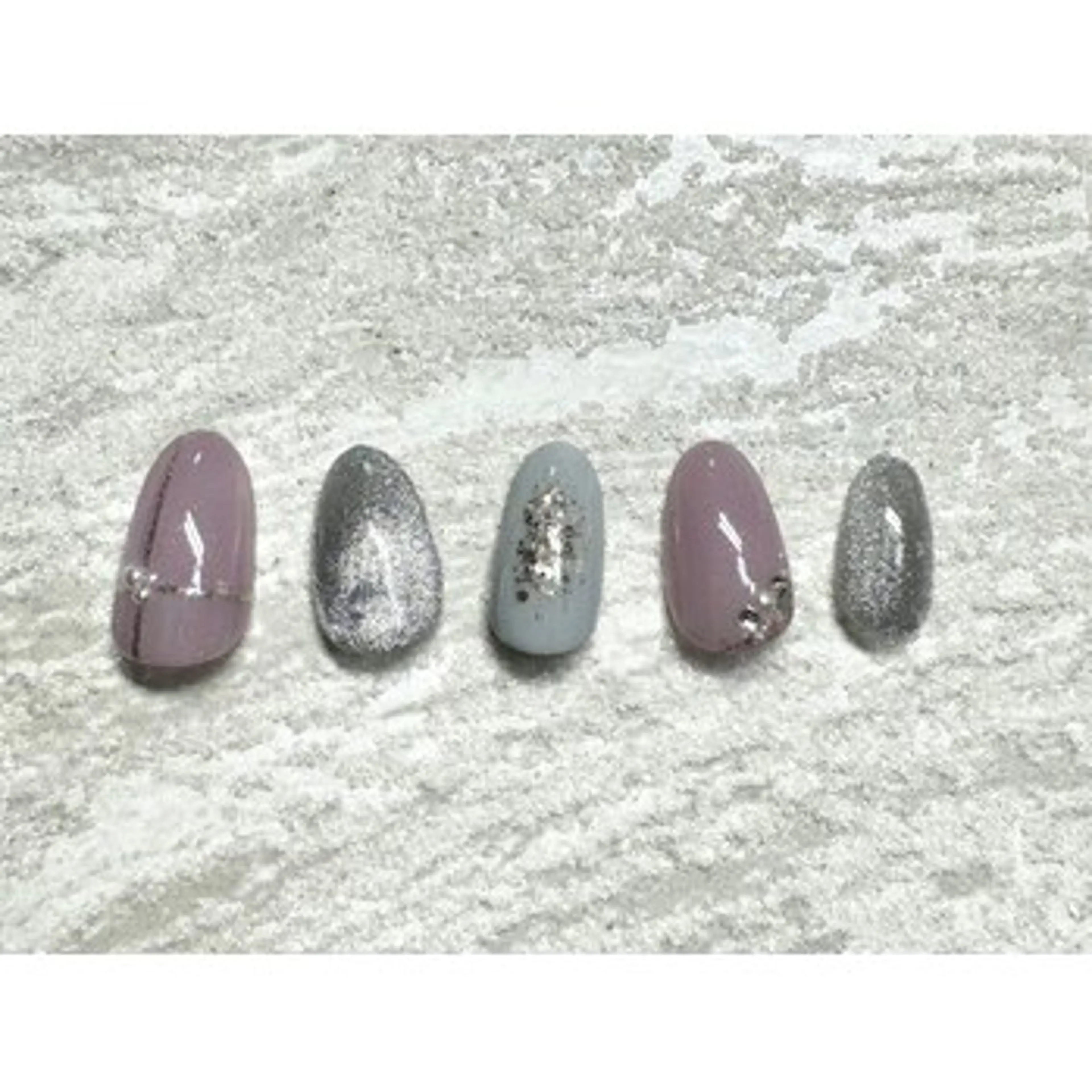 ネイル アートネイル JULIE NAILのネイルデザイン