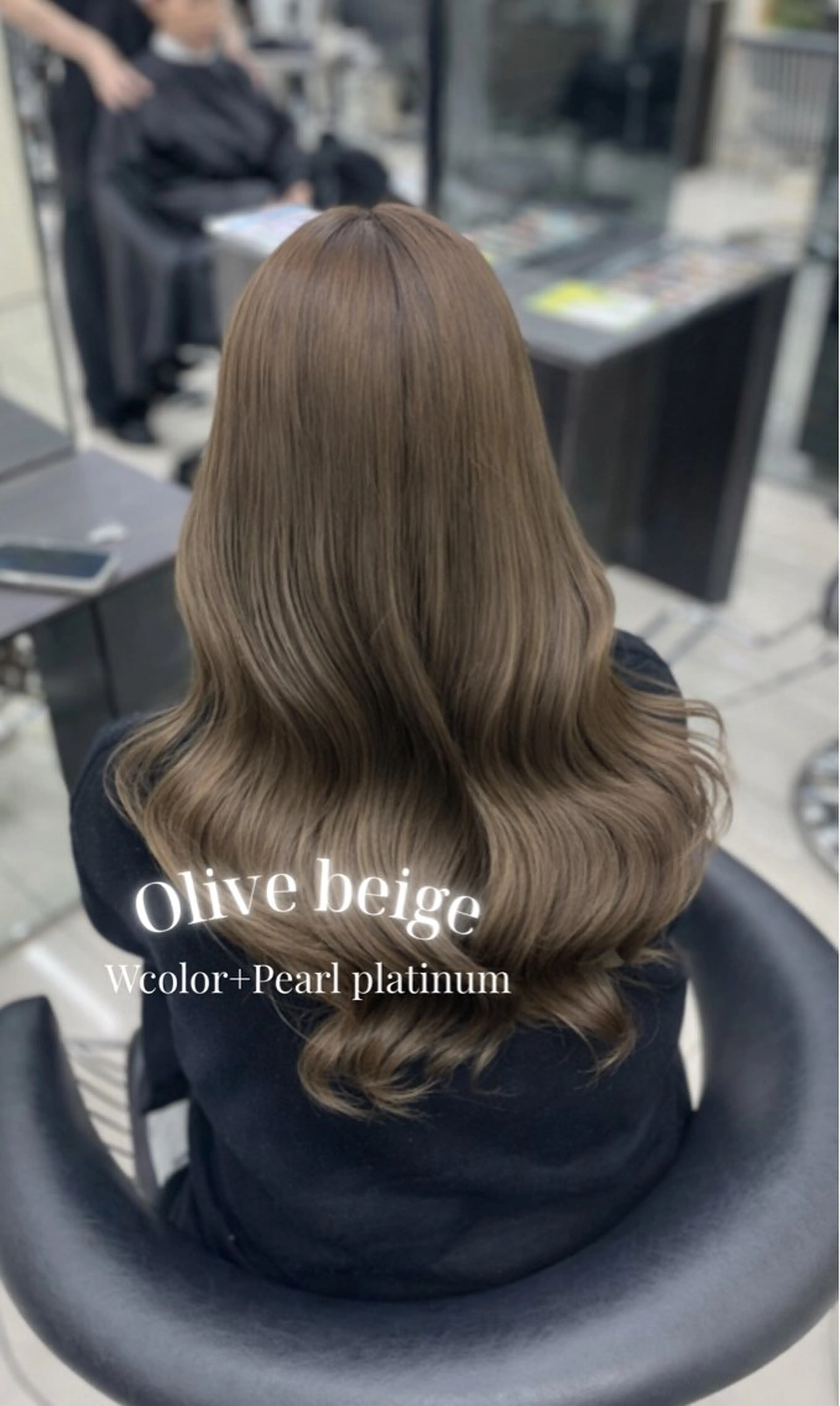 ロング カラー ベージュカラー ブリーチ ブリーチなしカラー オリーブベージュ 髪質改善 ヘアカラー トリートメント sakura🎀 韓国ヘア/オリーブのヘアスタイル