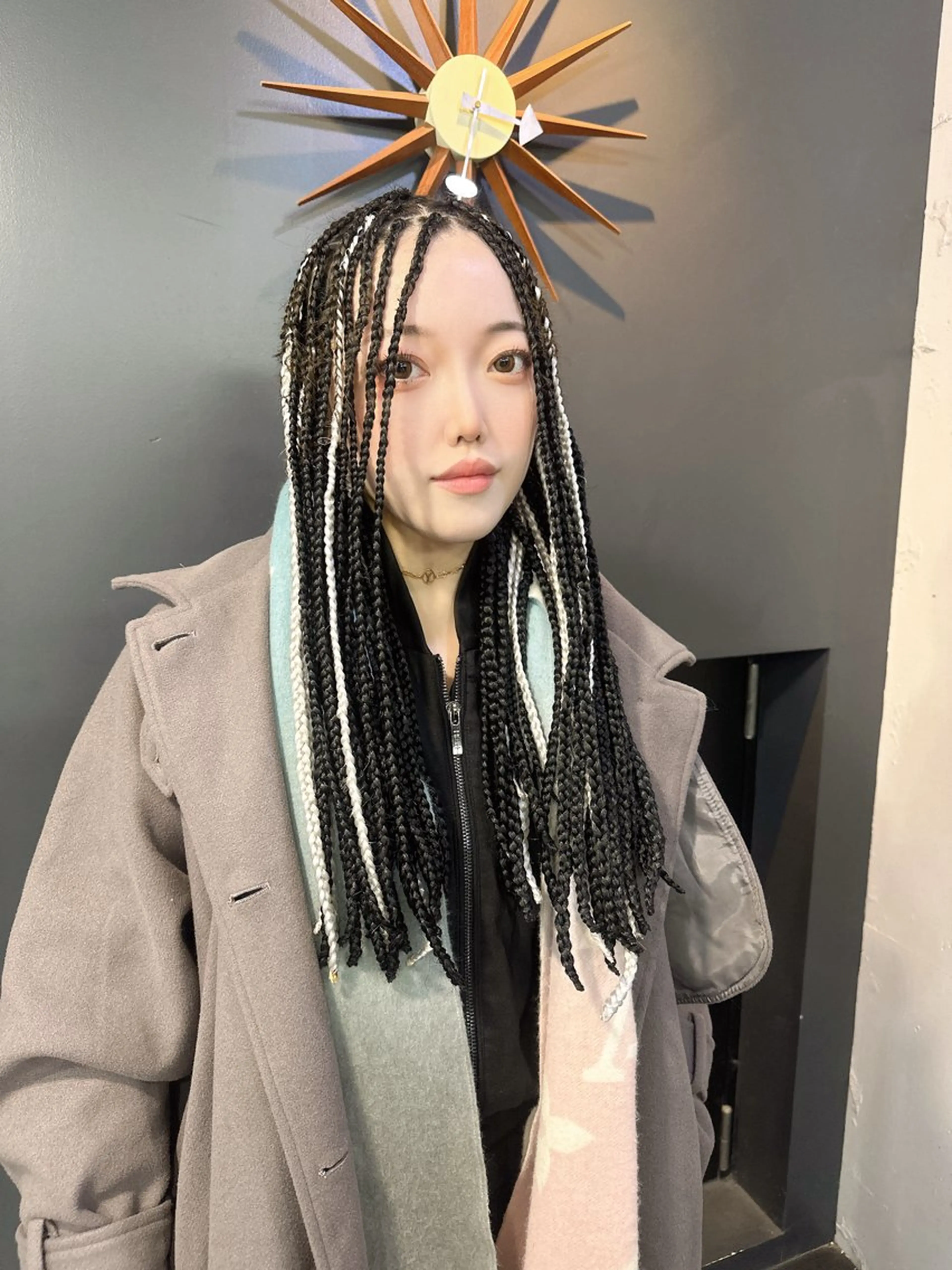 ロング カラー ヘアアレンジ 成人式 編み込みエクステ 黒髪 エクステ 🌈派手髪エクステ ブレイズ🌈ひろとのヘアスタイル