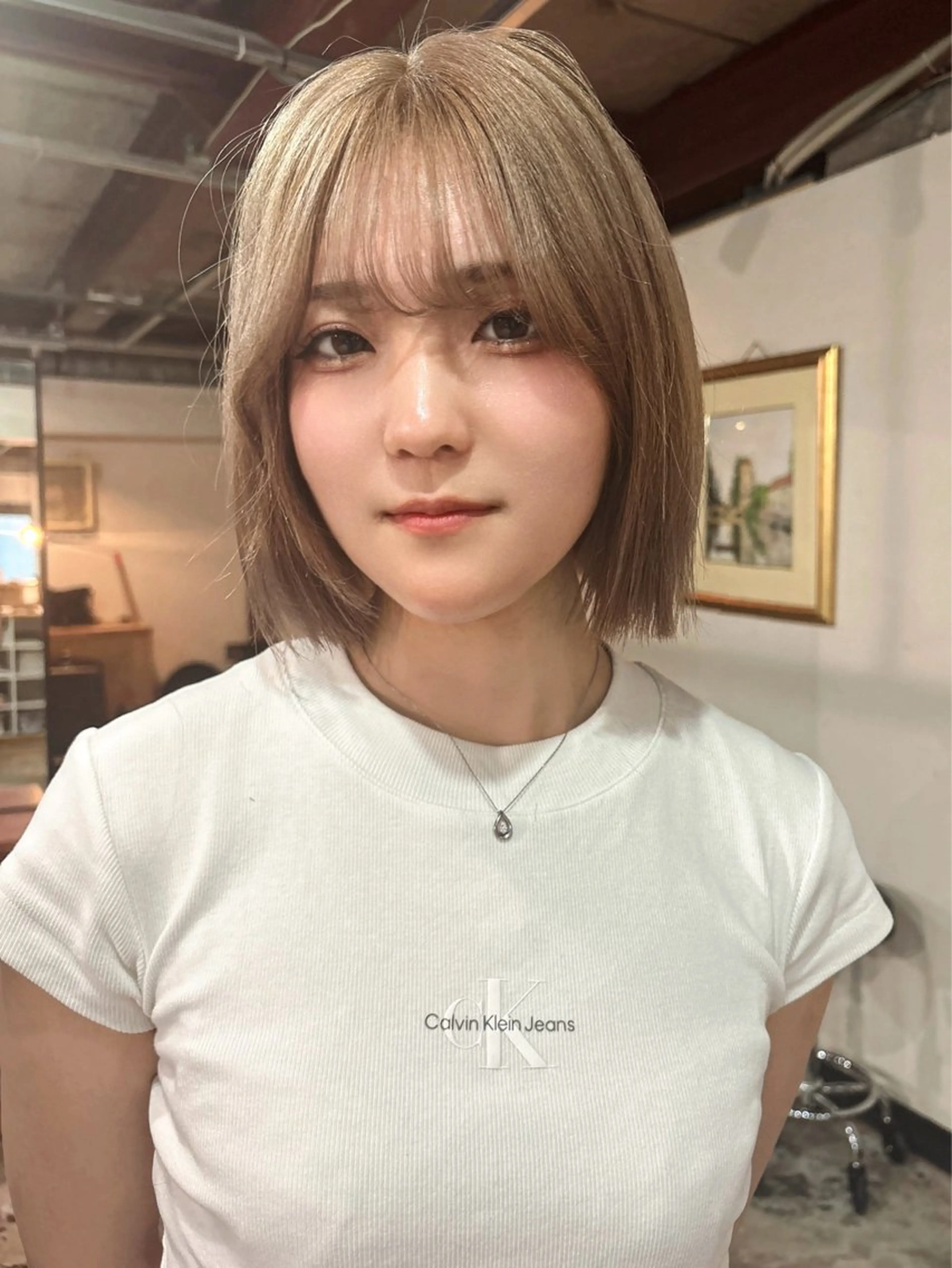 ミディアム カラー カット ヘアカラー トリートメント レイヤー ハイトーン/YUTOのヘアスタイル