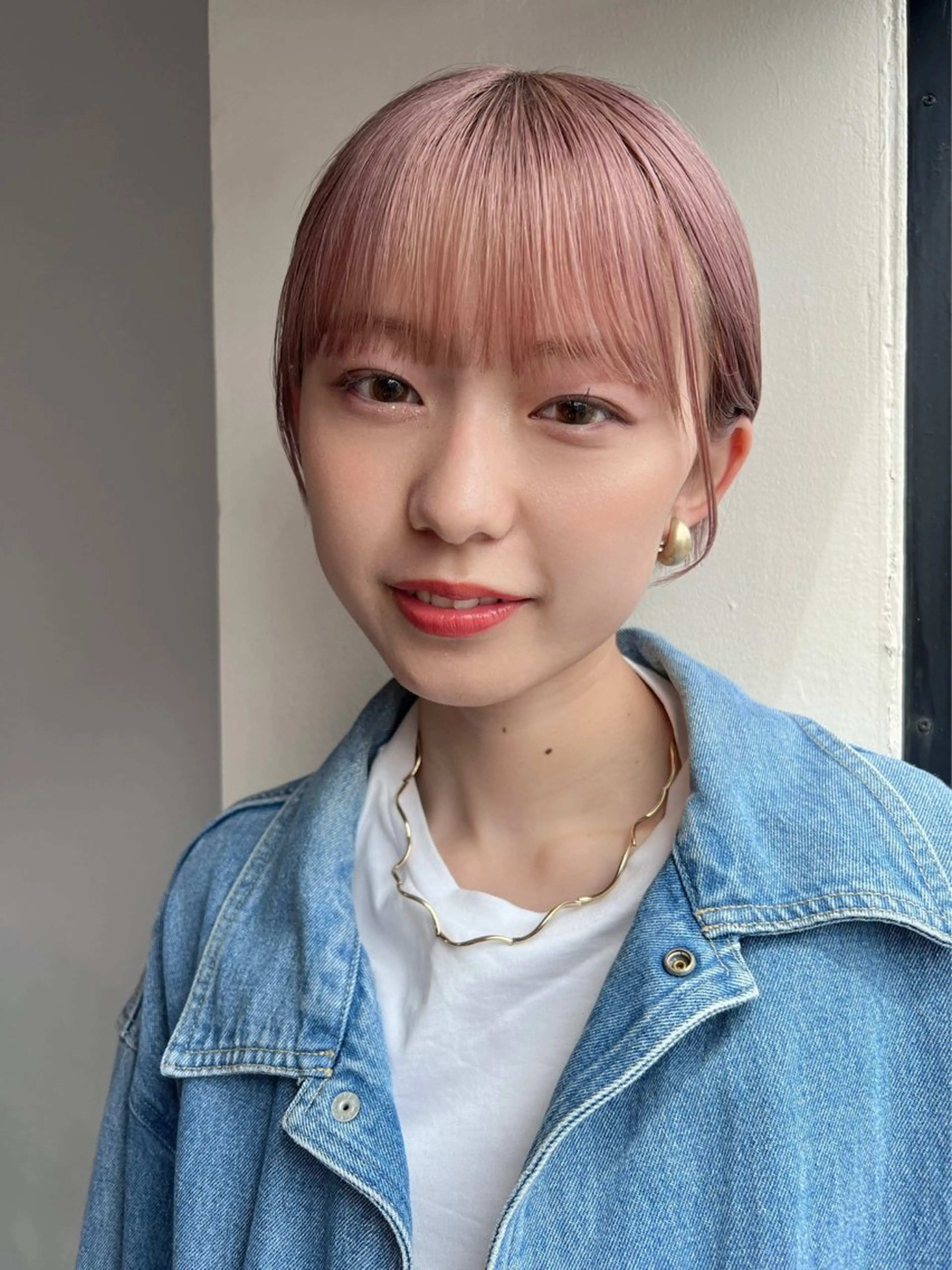 ショート カラー ベージュカラー イヤリングカラー インナーカラー ボブ ボブインナー La fith hair ray所属・メンズ/パーマ/ ブリーチ/KAITOのヘアスタイル