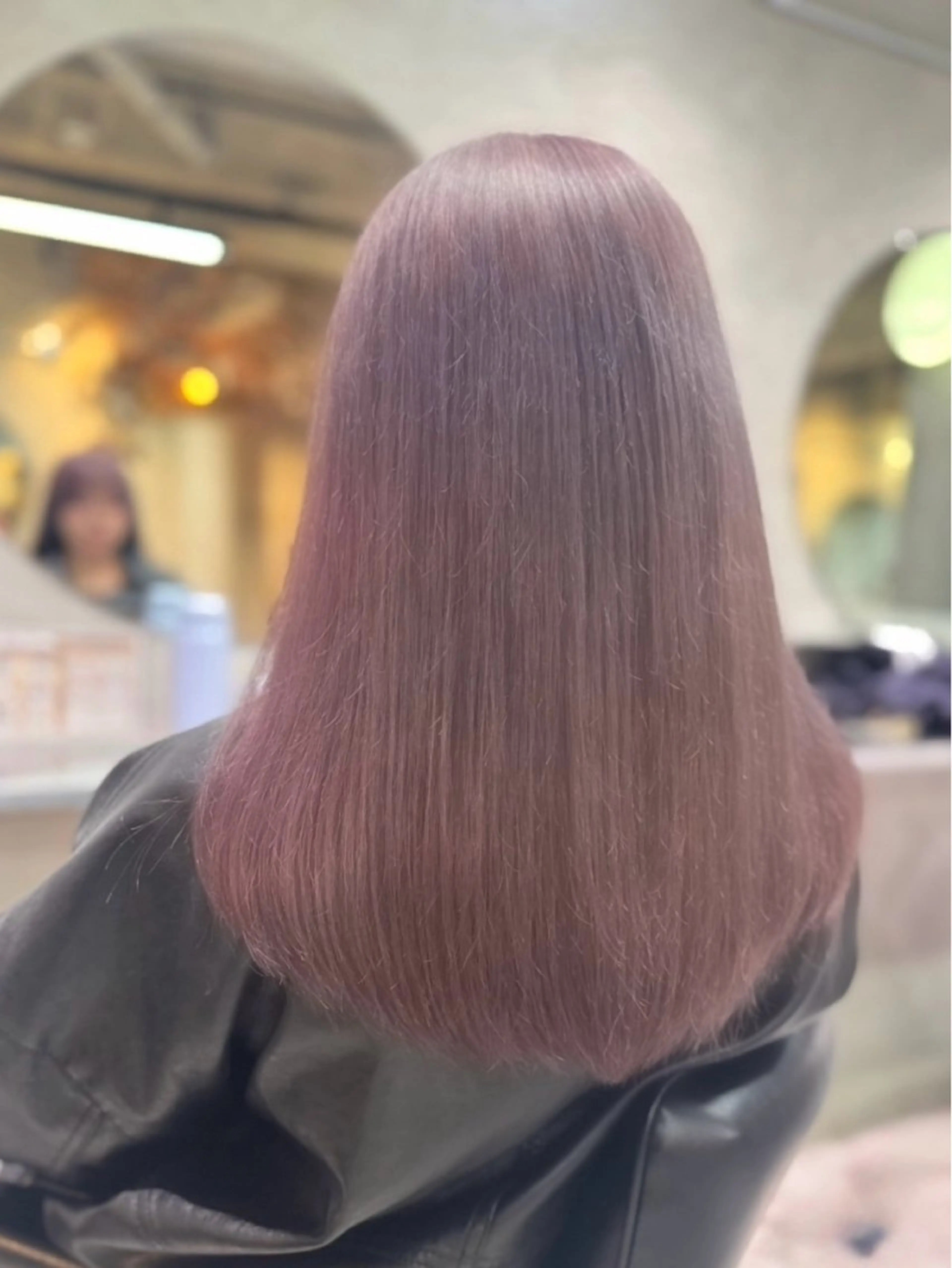 ロング カラー ブリーチ ハイトーンカラー のぞみ/透明感カラー /トリートメントのヘアスタイル