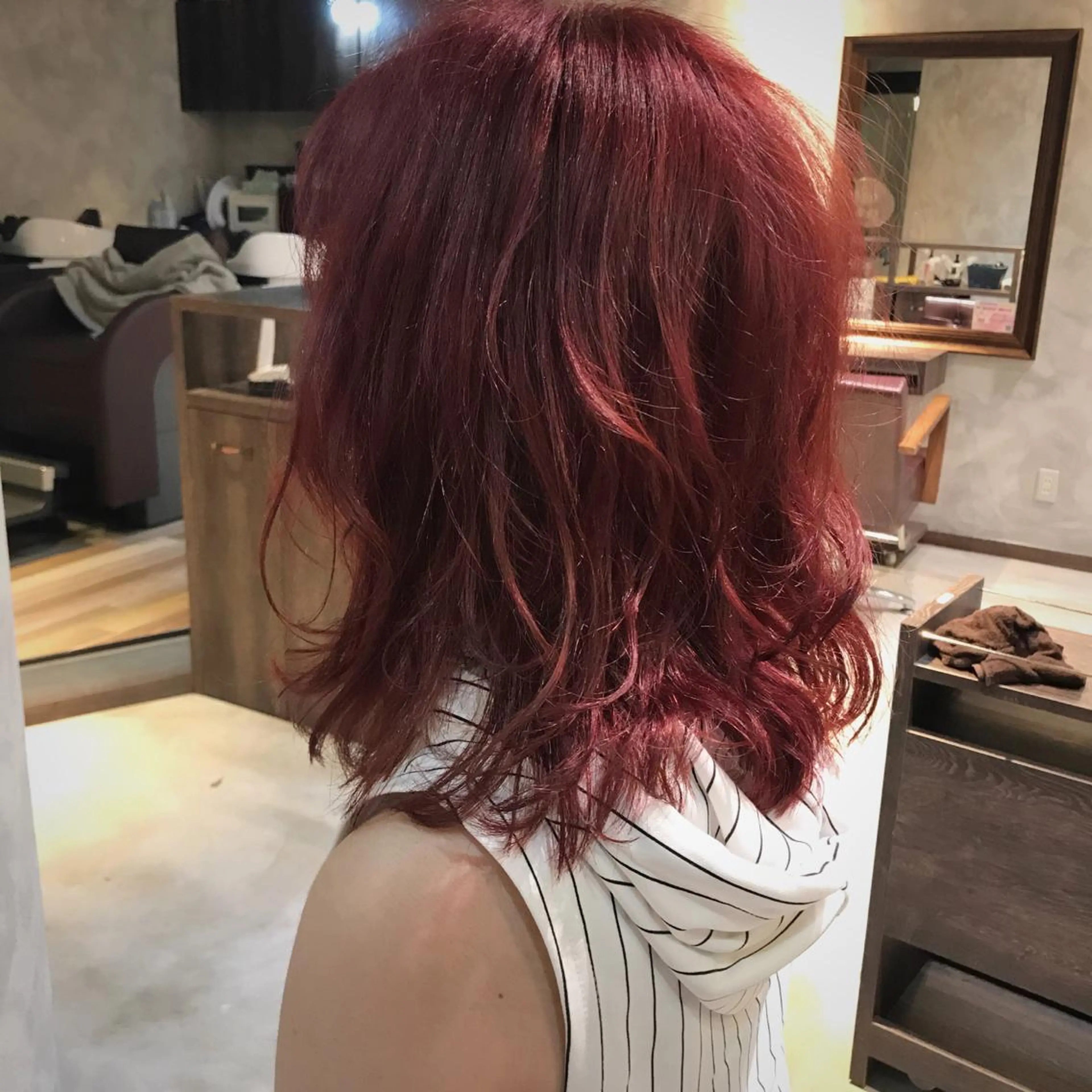 ミディアム カラー パープルカラー レッドカラー ローズカラー 松村 崇弘のヘアスタイル