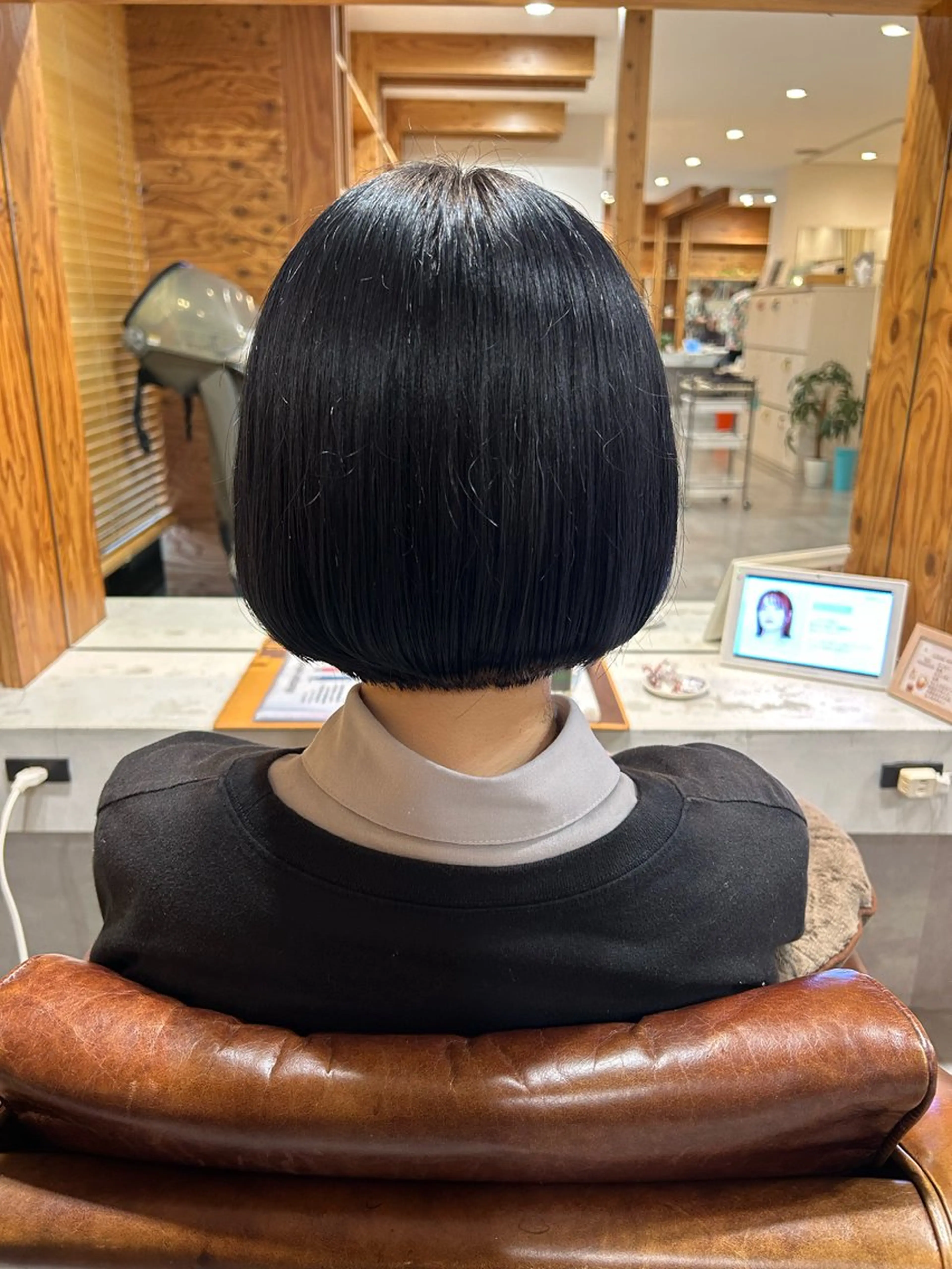 ショート ボブ adorable 樋口円のヘアスタイル