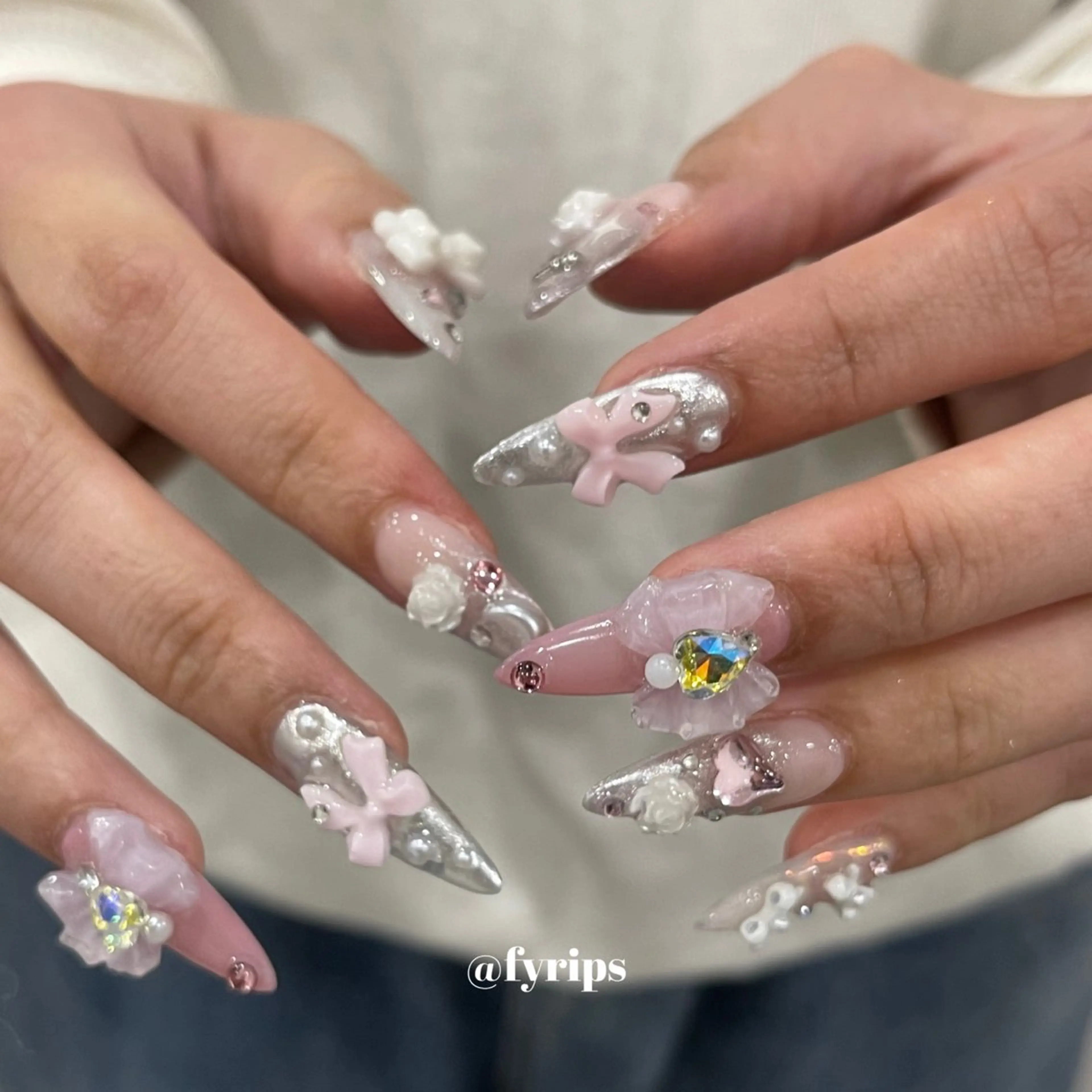 ネイル ハンドネイル karin 【吉祥寺ネイル】のネイルデザイン