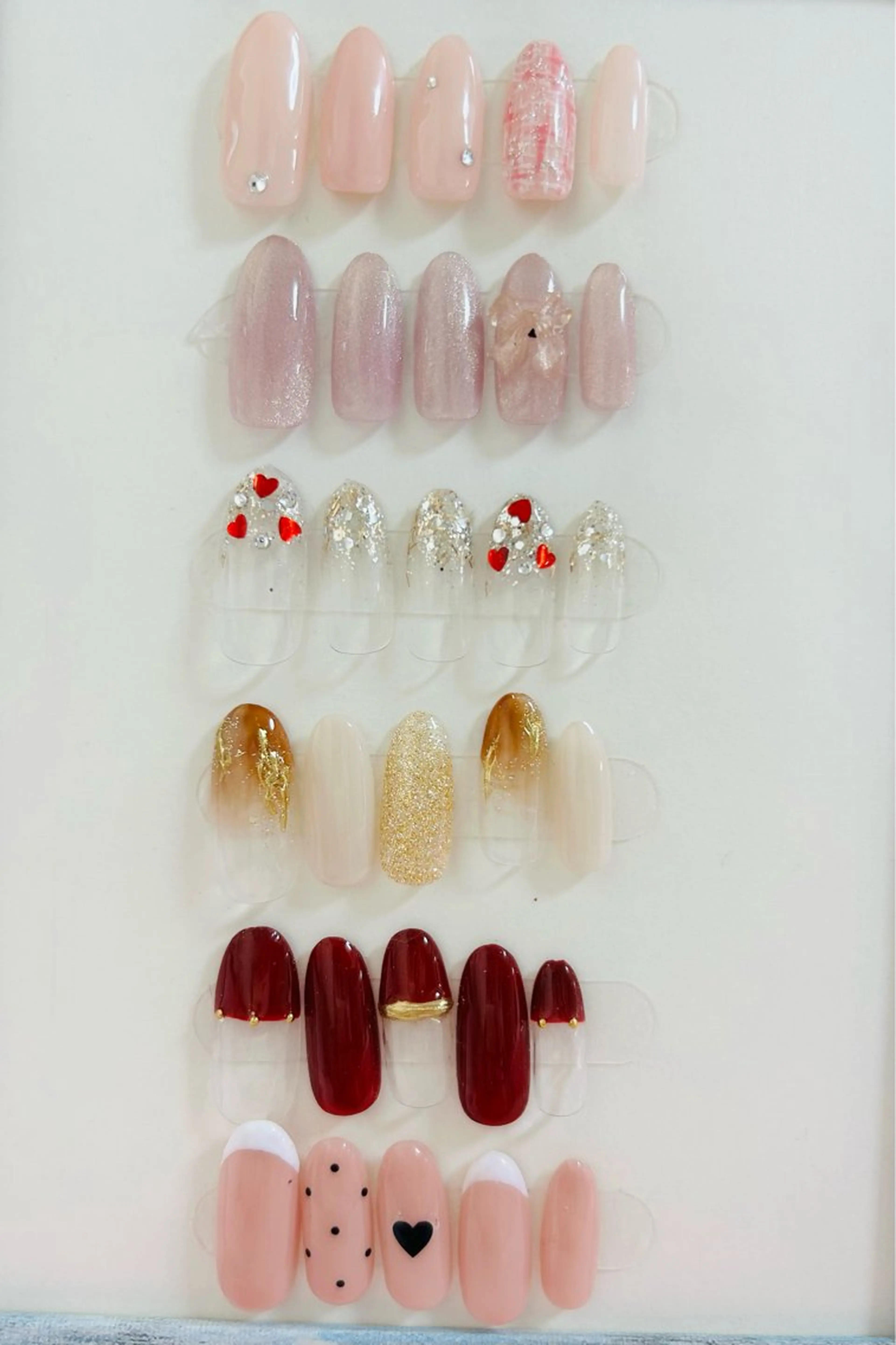 ネイル Ruby Crownのネイルデザイン